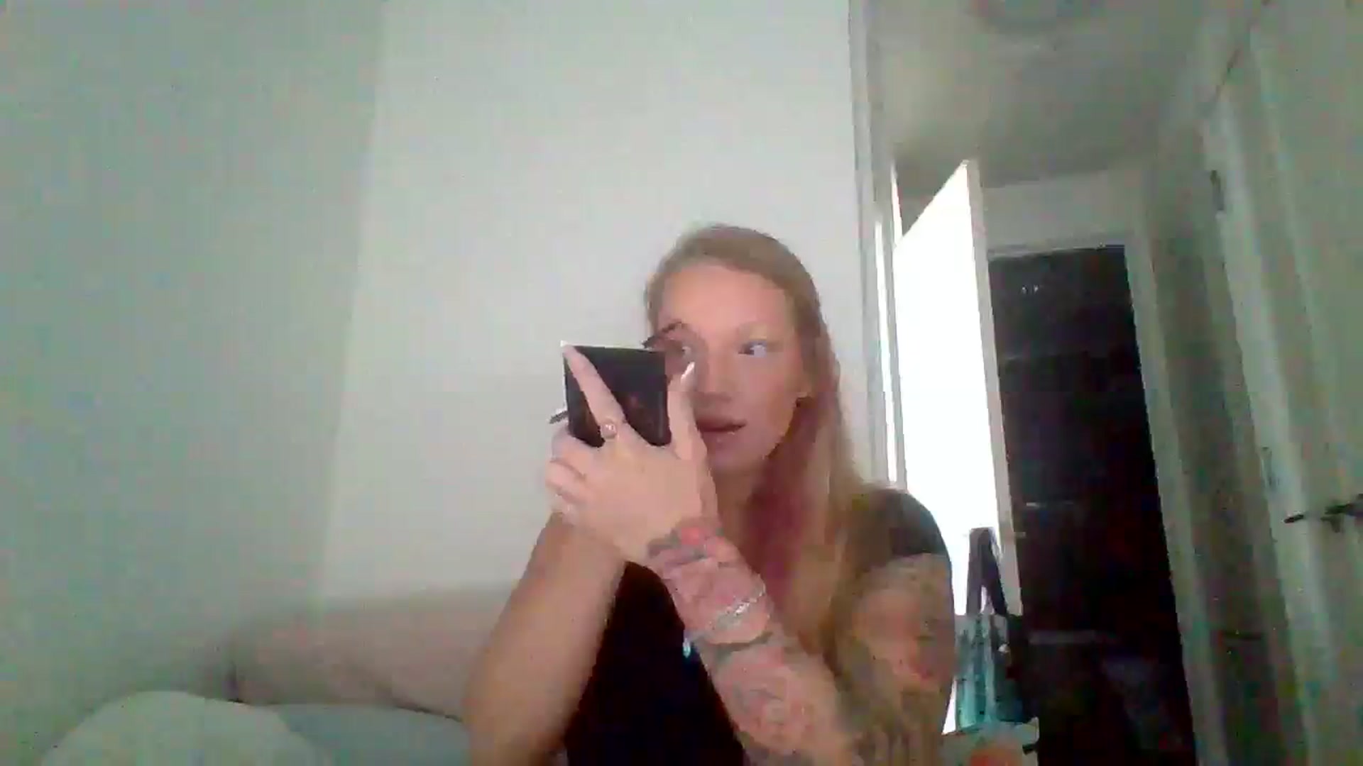 Gallery image thumbnail from EmilyEmbers's myfreecams stream on, 06/12/2025, 14:48 image 8 of 20