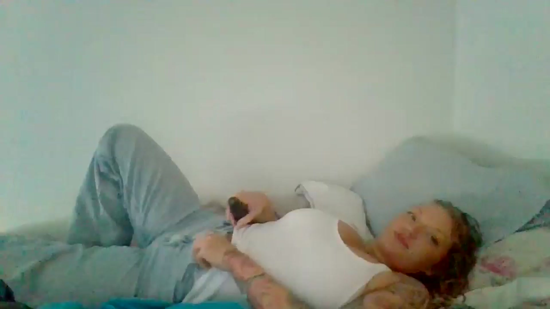 Gallery image thumbnail from EmilyEmbers's myfreecams stream on, 06/24/2025, 15:10 image 10 of 20