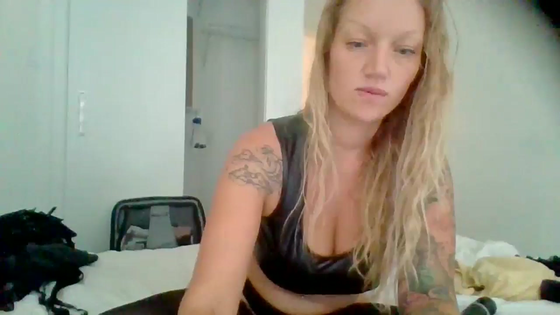 Gallery image thumbnail from EmilyEmbers's myfreecams stream on, 09/01/2025, 16:51 image 6 of 20