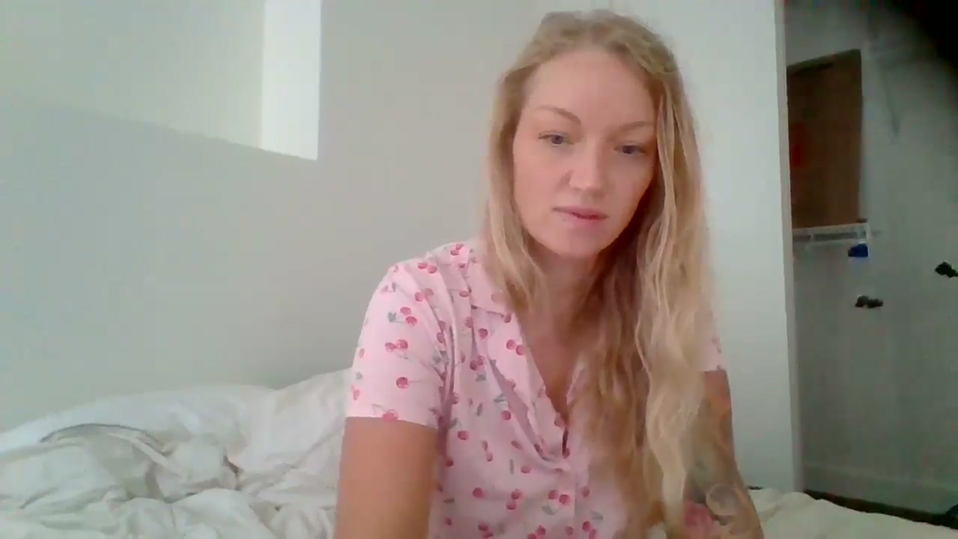 Gallery image thumbnail from EmilyEmbers's myfreecams stream on, 09/02/2025, 17:49 image 13 of 20