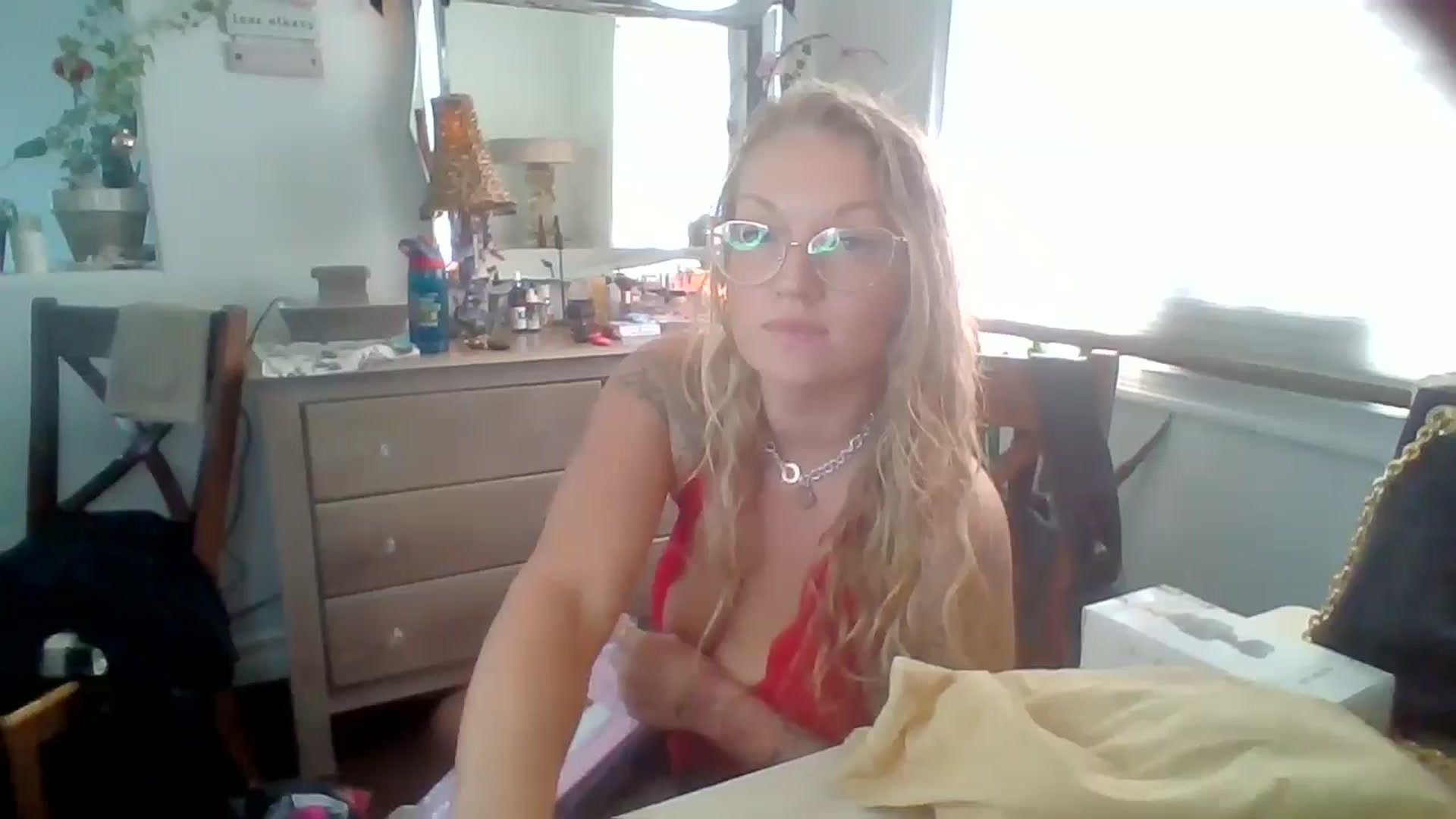 Gallery image thumbnail from EmilyEmbers's myfreecams stream on, 09/11/2025, 17:50 image 5 of 20
