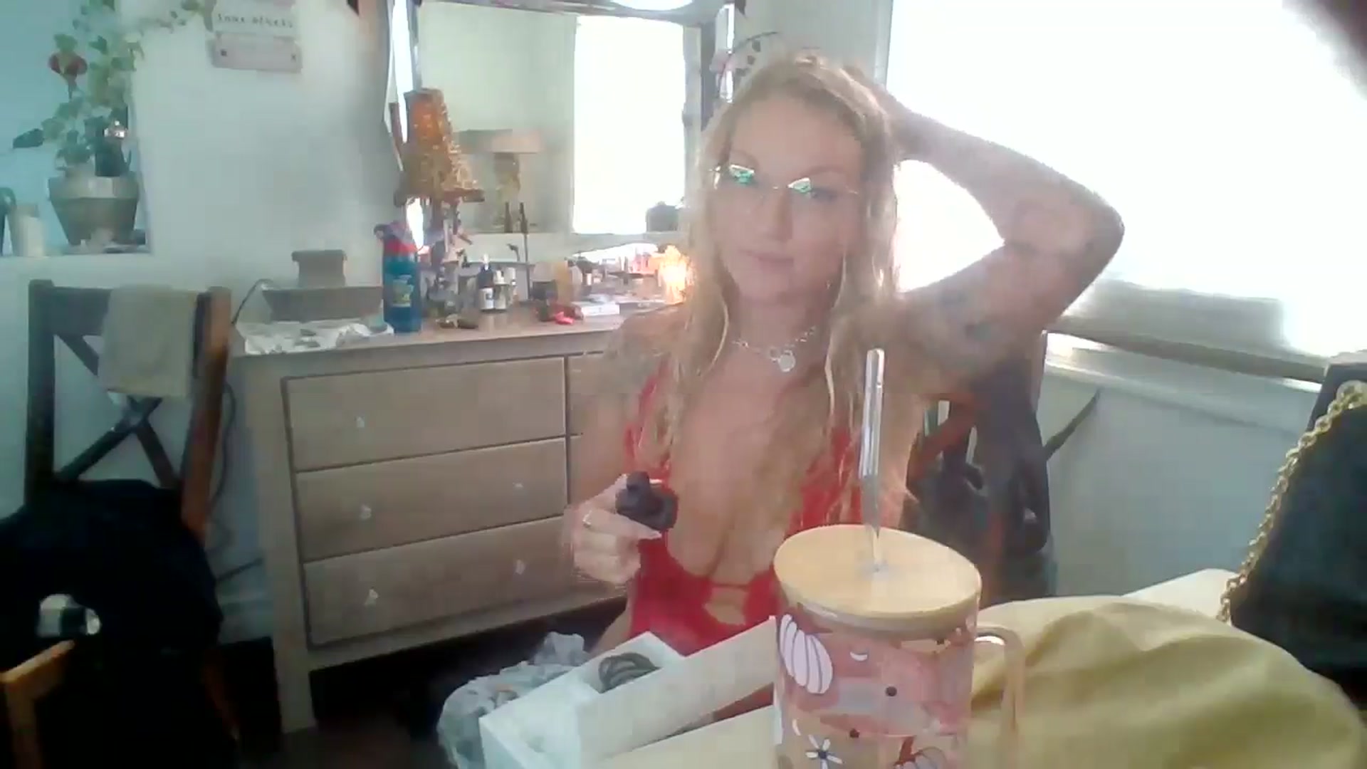 Gallery image thumbnail from EmilyEmbers's myfreecams stream on, 09/11/2025, 17:50 image 2 of 20
