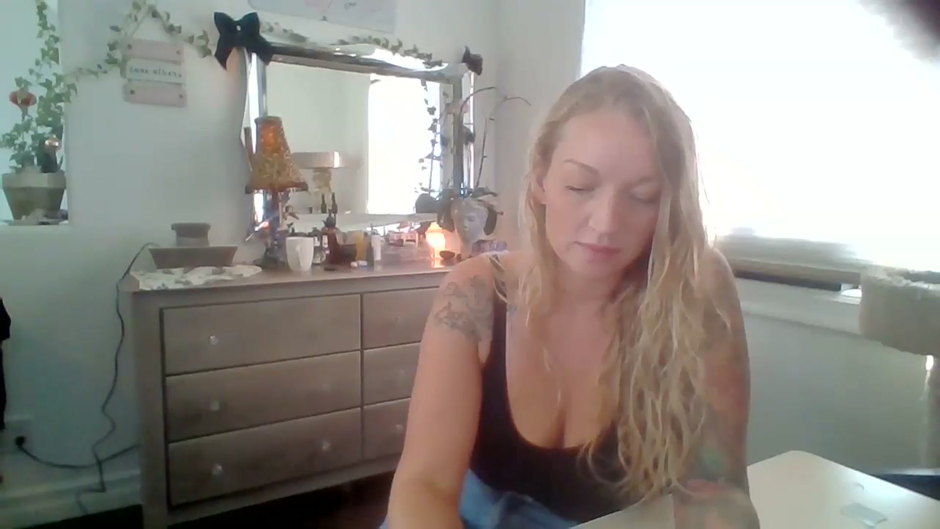 Gallery image thumbnail from EmilyEmbers's myfreecams stream on, 09/12/2025, 15:37 image 2 of 20