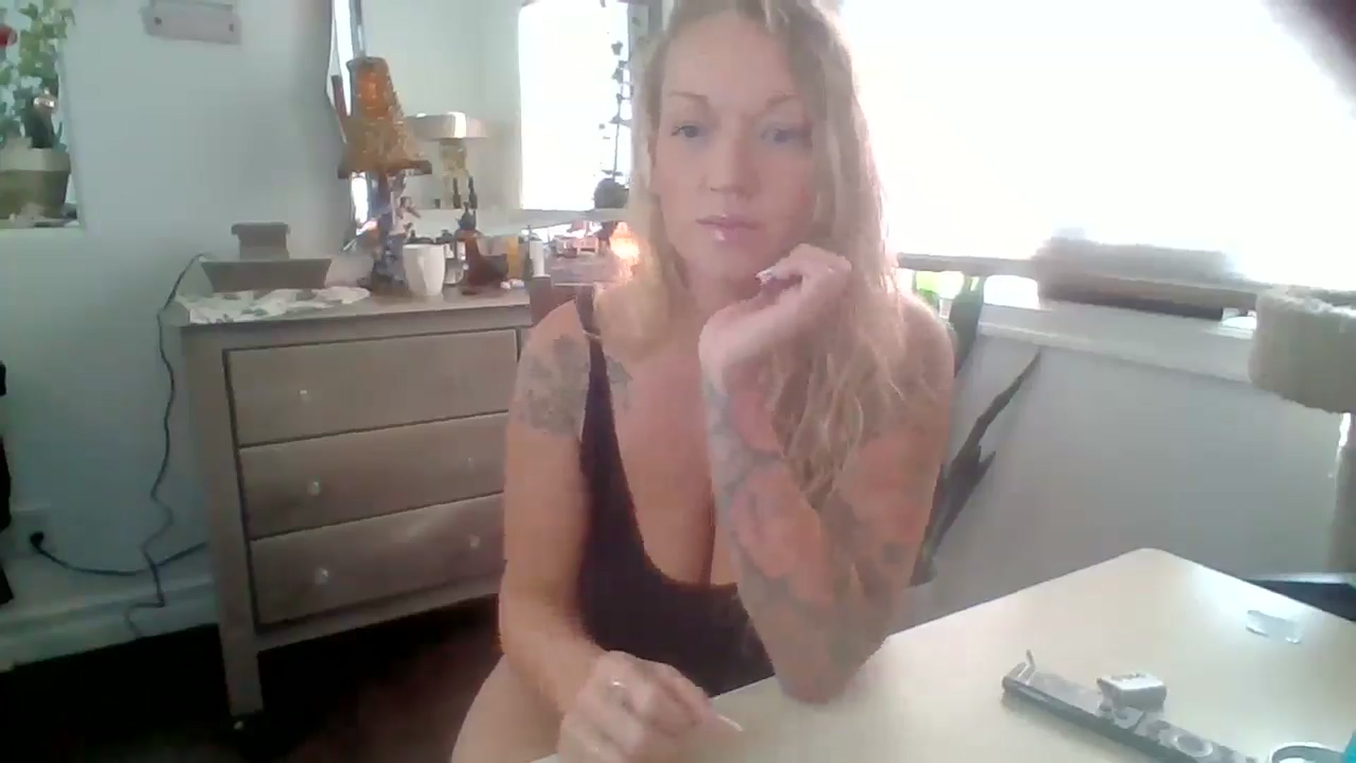 Gallery image thumbnail from EmilyEmbers's myfreecams stream on, 09/12/2025, 16:24 image 11 of 20