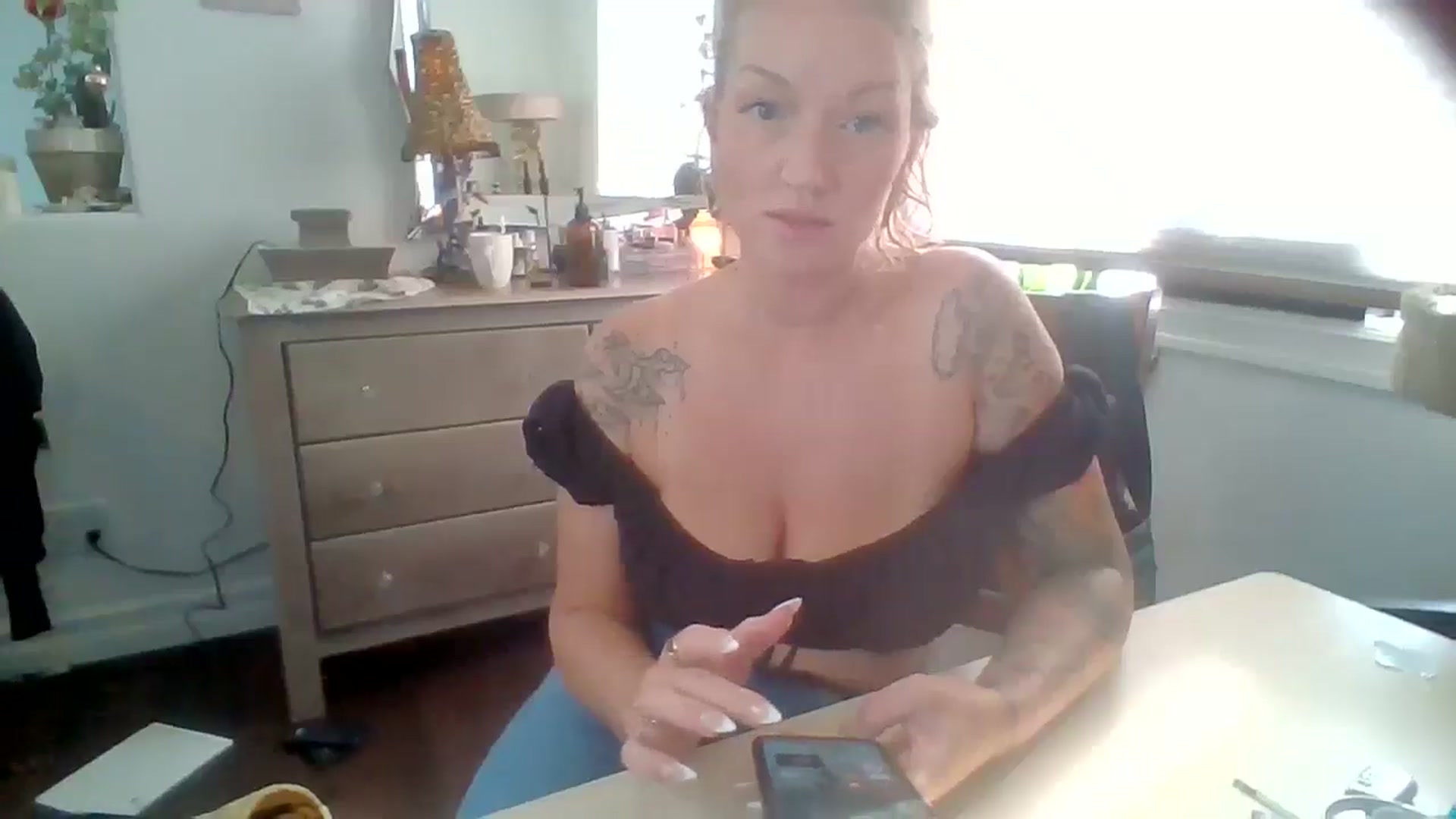 Gallery image thumbnail from EmilyEmbers's myfreecams stream on, 09/12/2025, 17:05 image 4 of 20