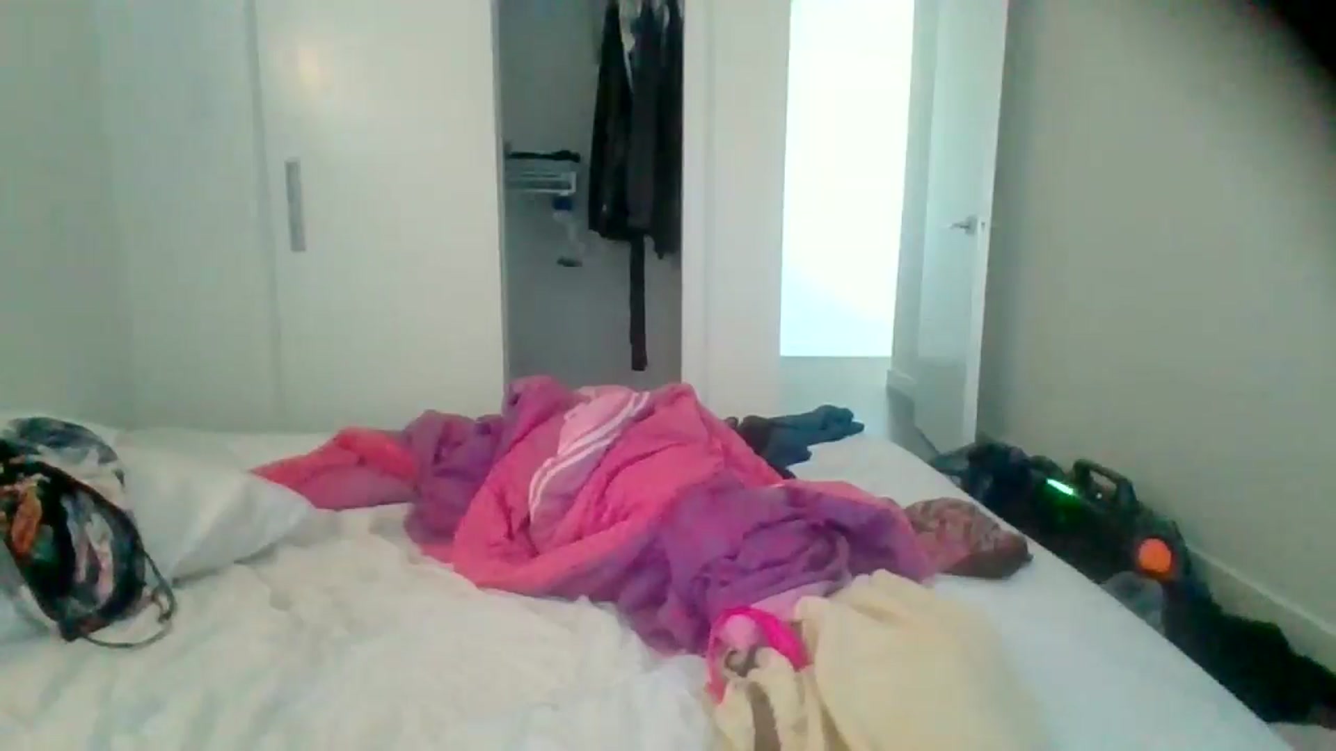Gallery image thumbnail from EmilyEmbers's myfreecams stream on, 09/16/2025, 17:56 image 19 of 20
