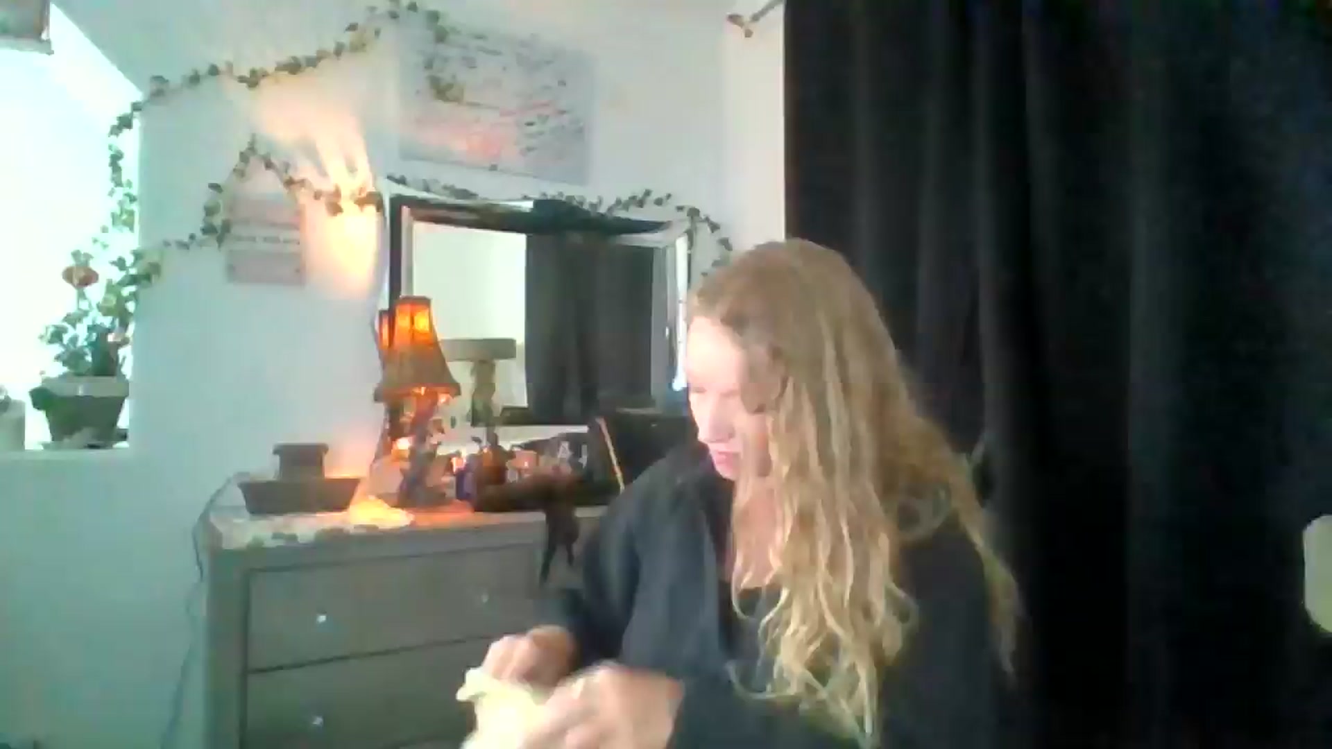 Gallery image thumbnail from EmilyEmbers's myfreecams stream on, 09/24/2025, 16:56 image 1 of 20