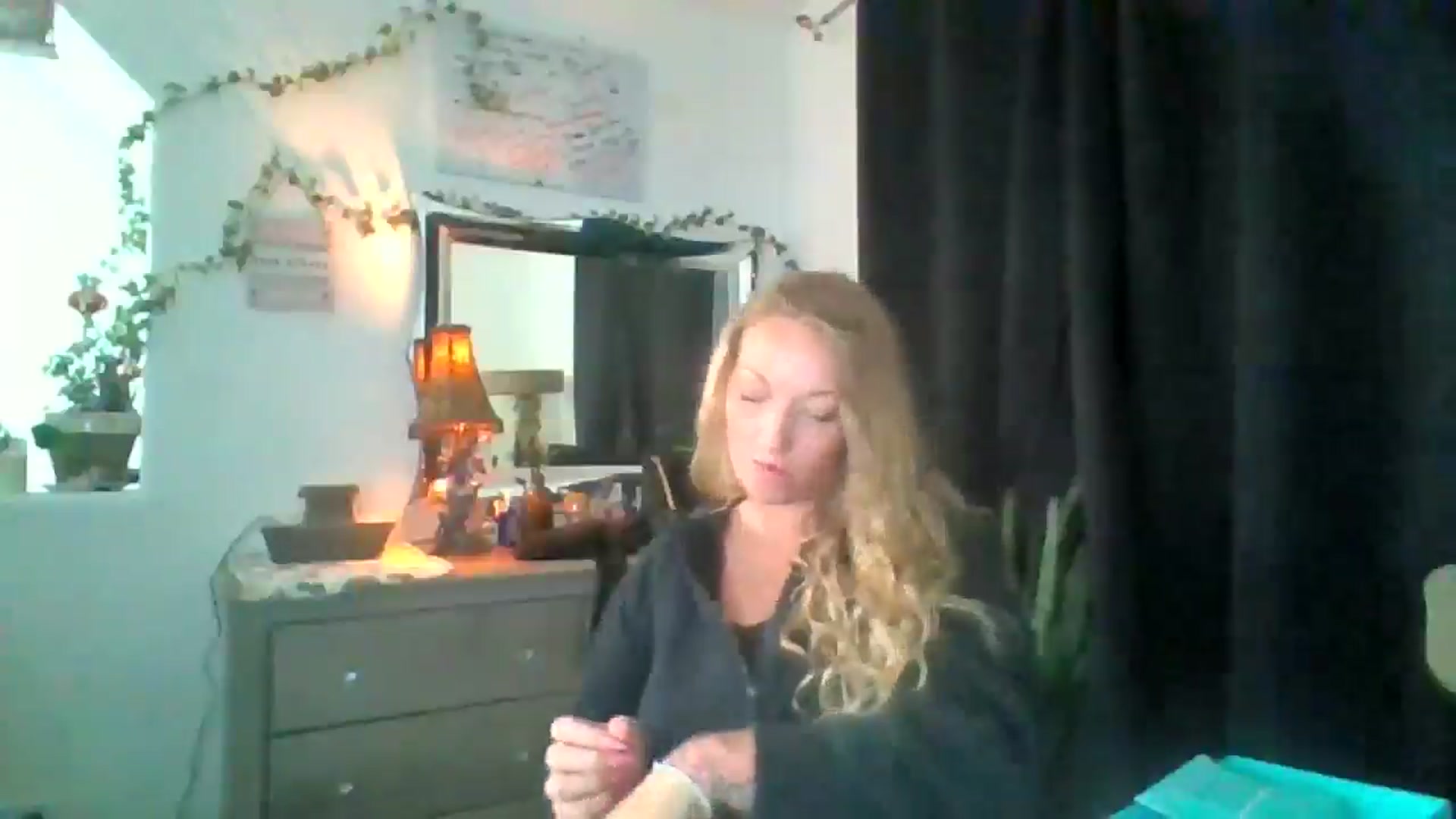 Gallery image thumbnail from EmilyEmbers's myfreecams stream on, 09/24/2025, 16:56 image 2 of 20