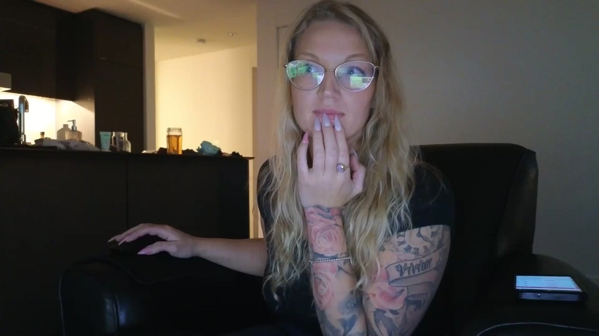 Gallery image thumbnail from EmilyEmbers's myfreecams stream on, 10/14/2025, 01:23 image 15 of 20