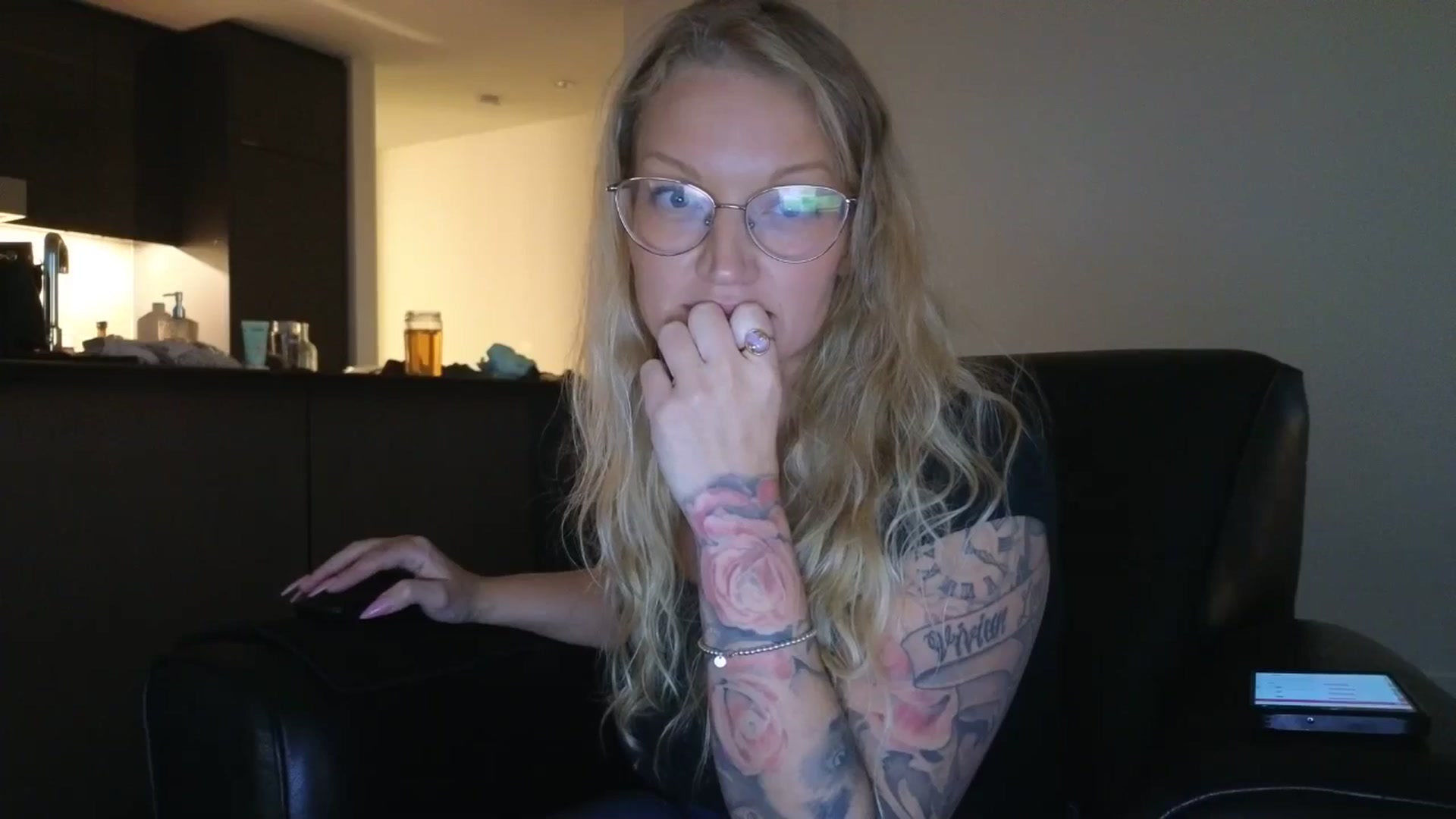 Gallery image thumbnail from EmilyEmbers's myfreecams stream on, 10/14/2025, 01:23 image 14 of 20