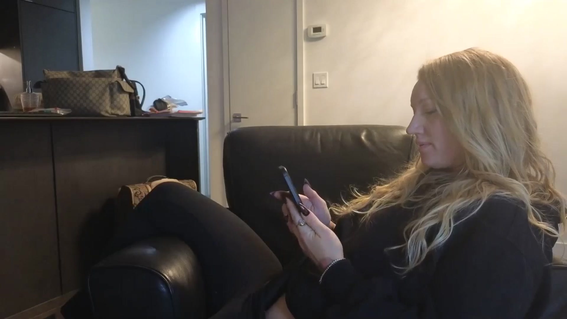 Gallery image thumbnail from EmilyEmbers's myfreecams stream on, 10/26/2025, 06:40 image 6 of 20