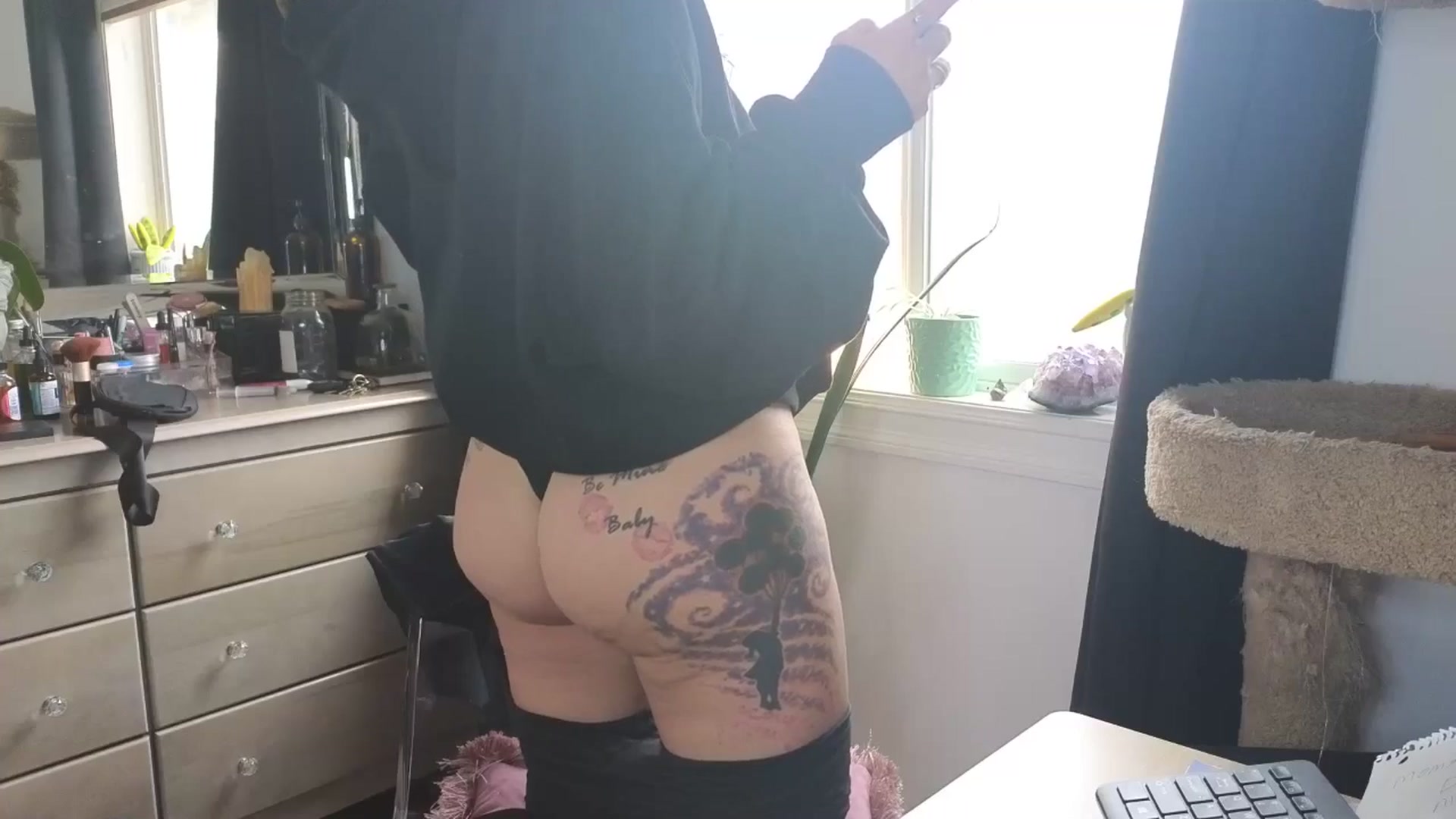 Gallery image thumbnail from EmilyEmbers's myfreecams stream on, 11/05/2025, 20:34 image 20 of 20
