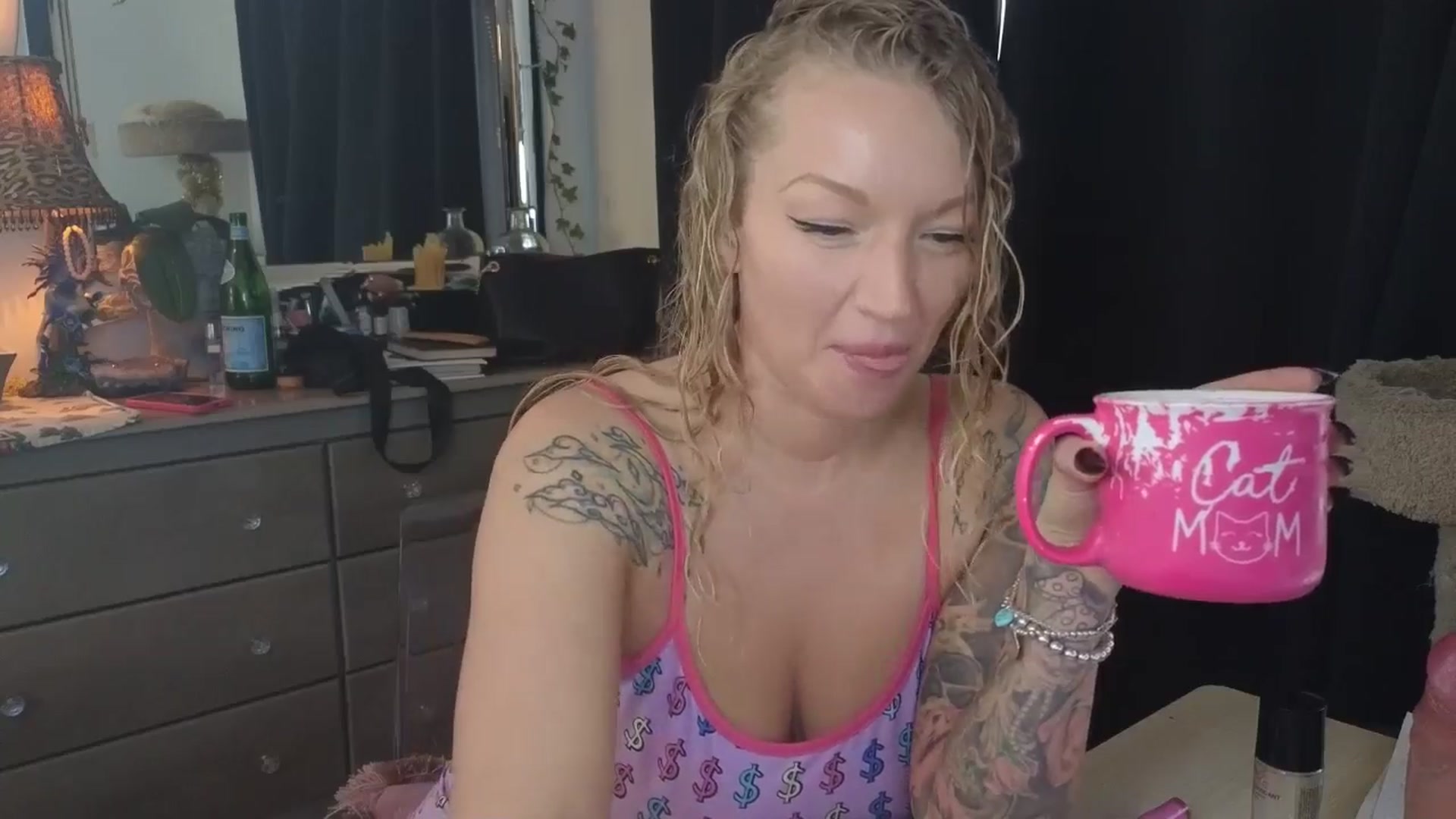 Gallery image thumbnail from EmilyEmbers's myfreecams stream on, 11/07/2025, 18:54 image 6 of 20