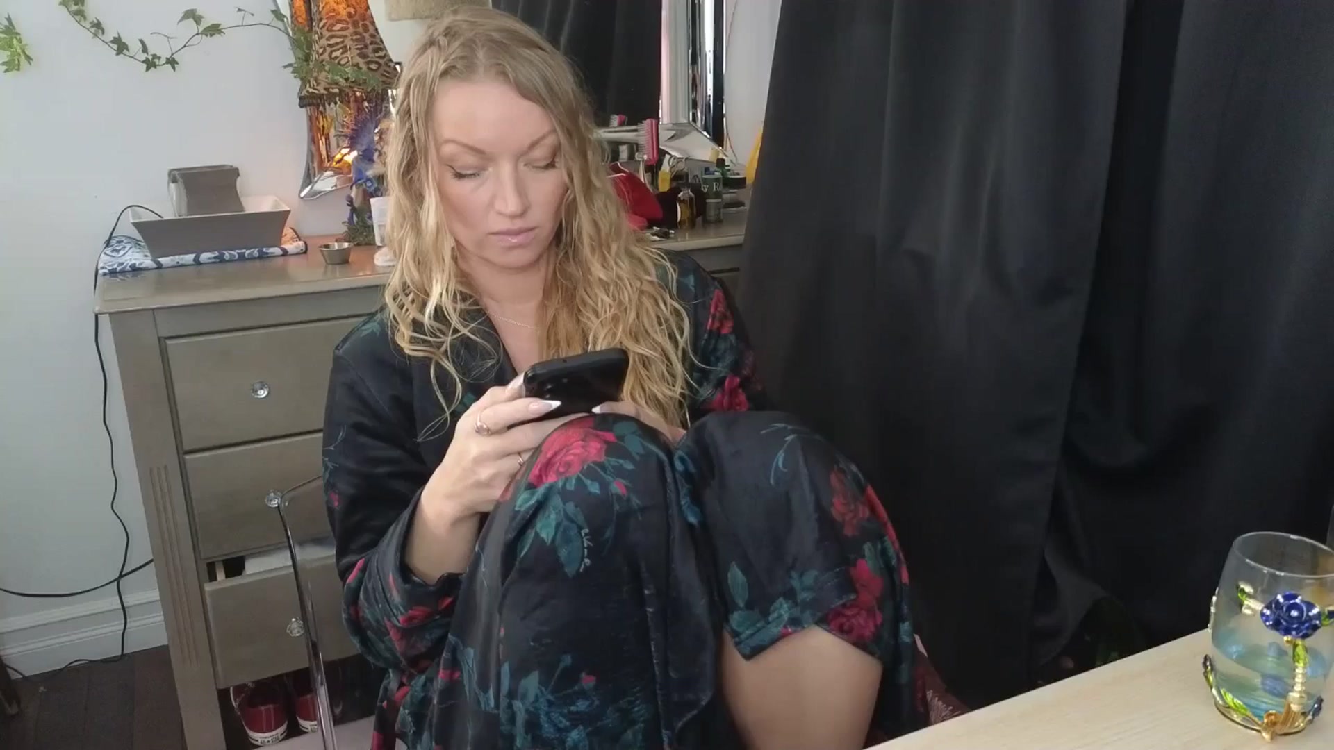 Gallery image thumbnail from EmilyEmbers's myfreecams stream on, 01/27/2026, 18:47 image 20 of 20
