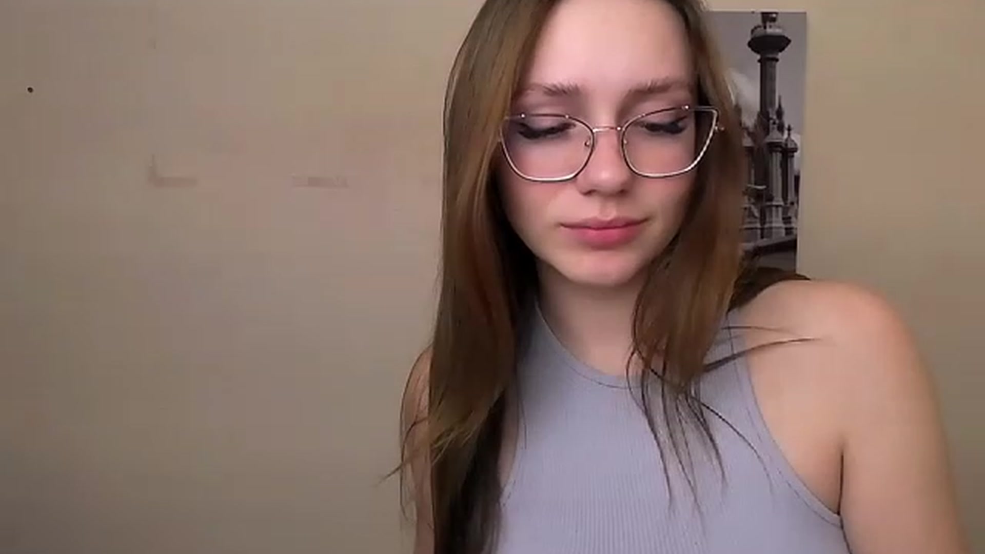 Gallery image thumbnail from EmilyFant_'s myfreecams stream on, 11/21/2022, 02:50 image 8 of 20