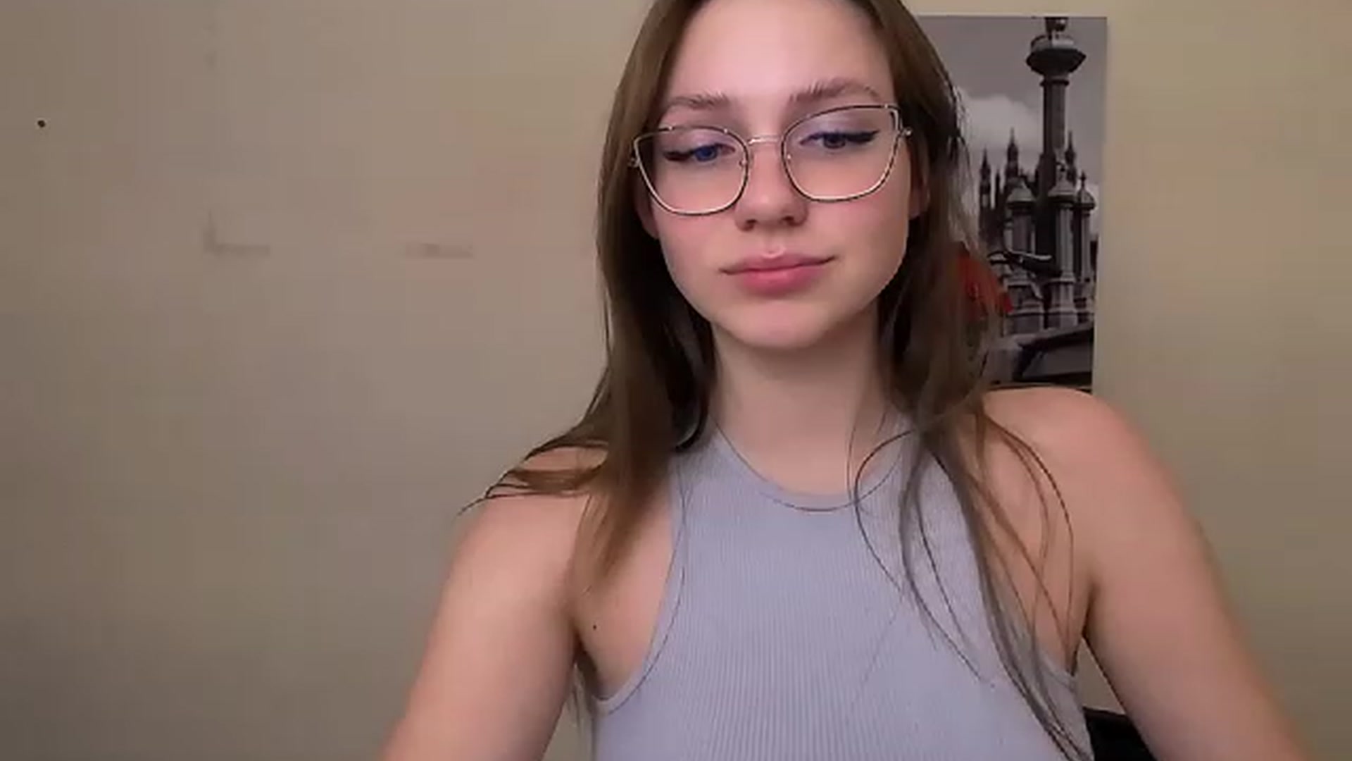 Gallery image thumbnail from EmilyFant_'s myfreecams stream on, 11/21/2022, 02:50 image 3 of 20