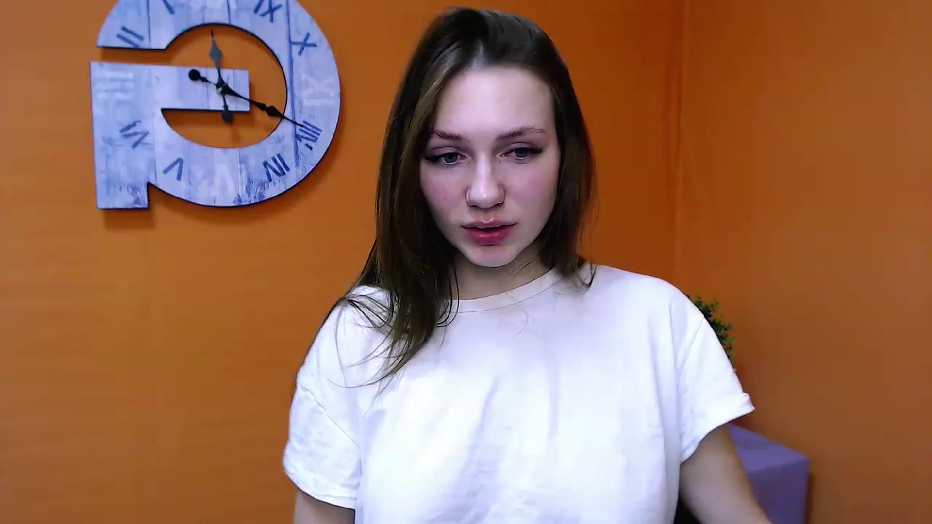 Gallery image thumbnail from EmilyFant_'s myfreecams stream on, 11/24/2022, 22:58 image 7 of 20