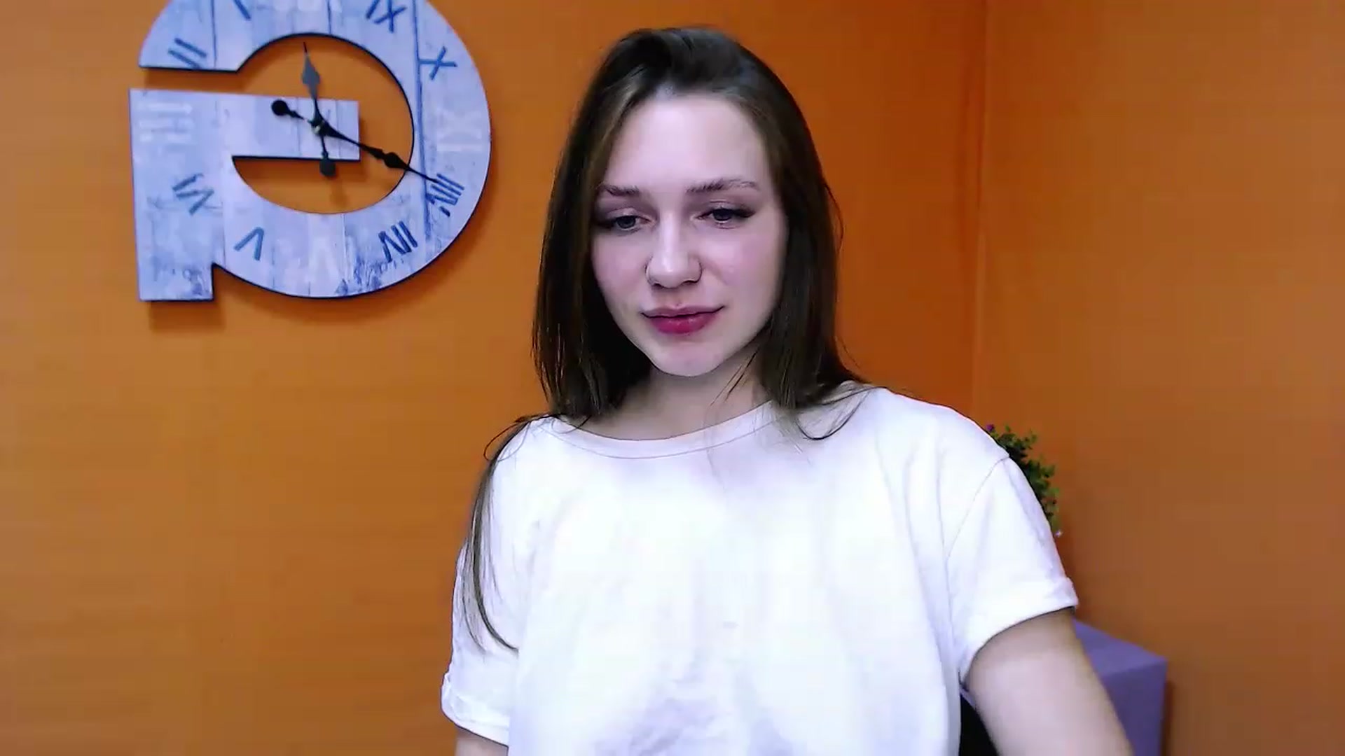 Gallery image thumbnail from EmilyFant_'s myfreecams stream on, 11/24/2022, 22:58 image 10 of 20