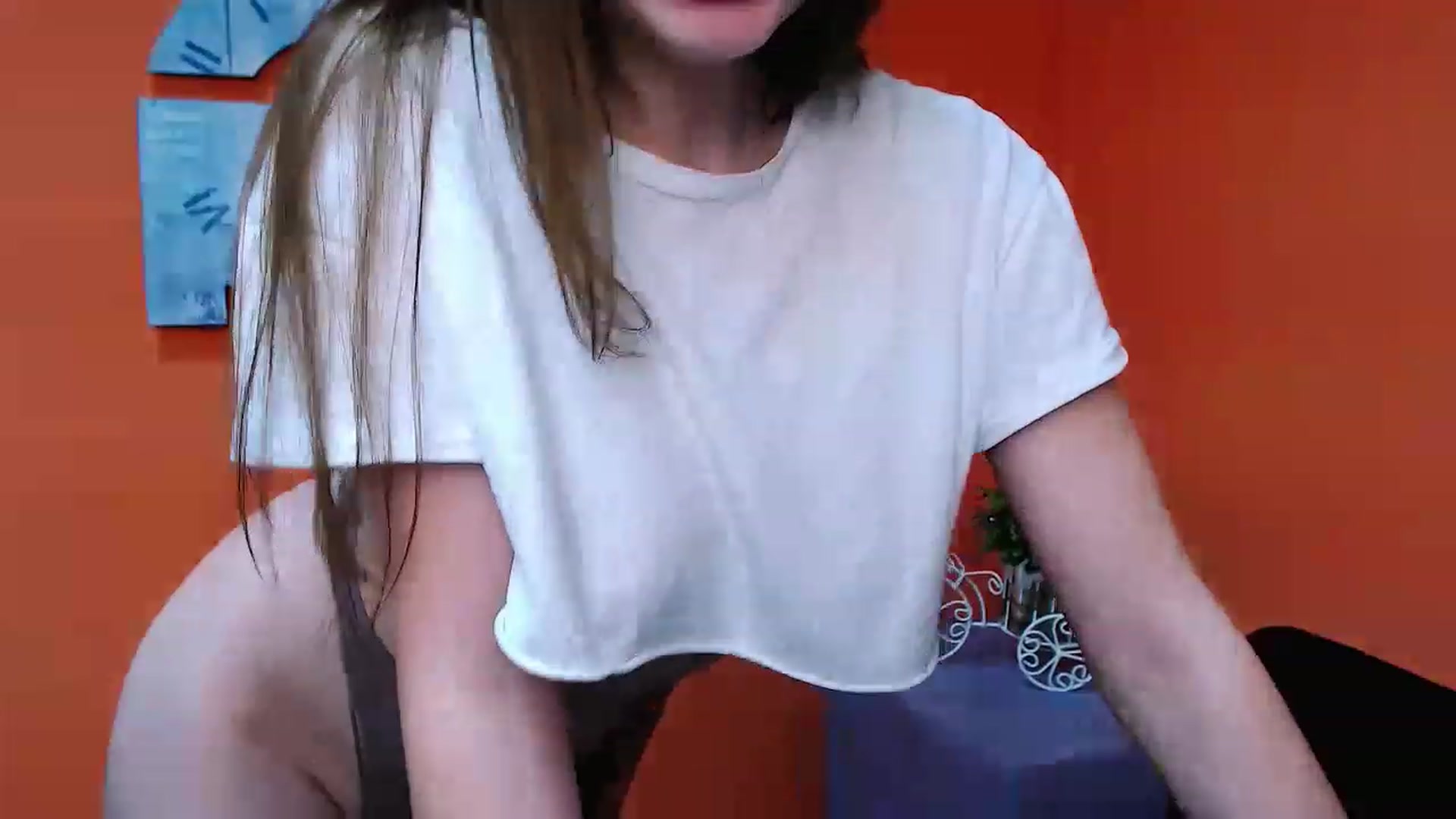 Gallery image thumbnail from EmilyFant_'s myfreecams stream on, 11/24/2022, 22:58 image 19 of 20