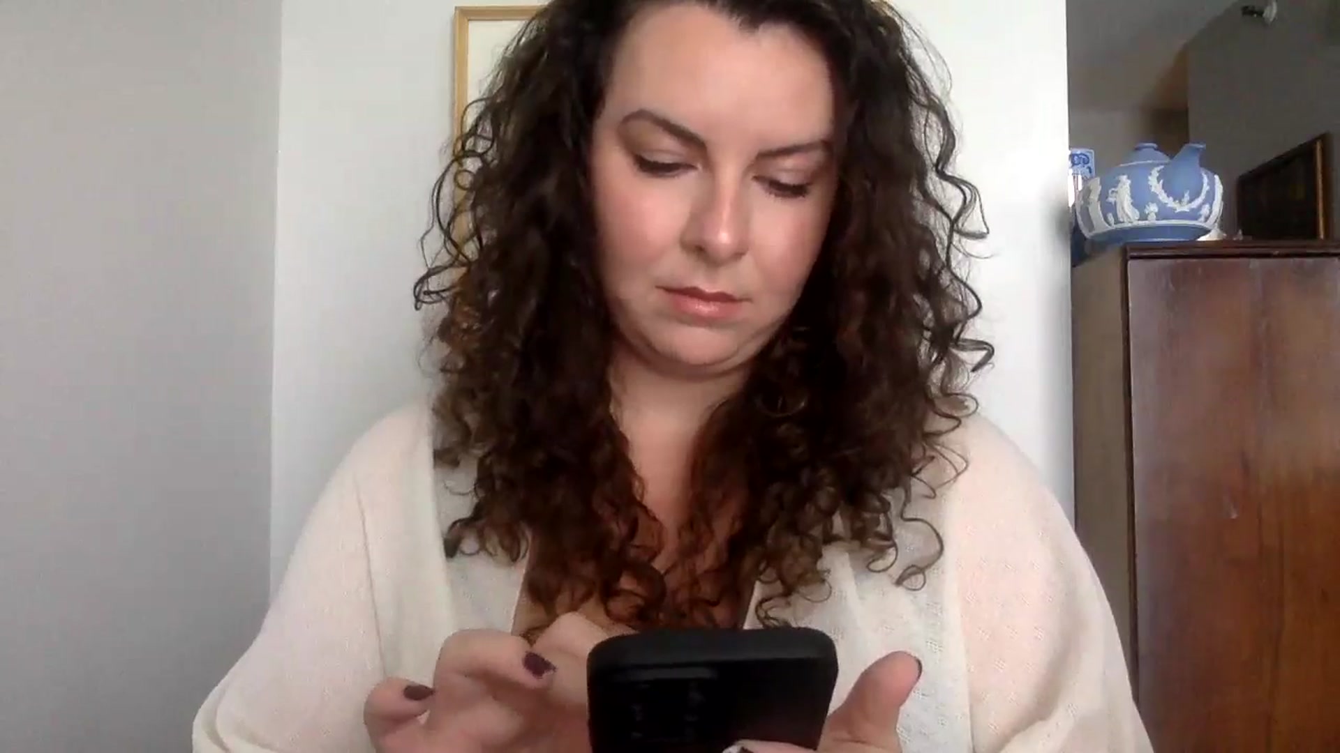 Gallery image thumbnail from EmilyHart's myfreecams stream on, 10/04/2024, 15:05 image 11 of 20