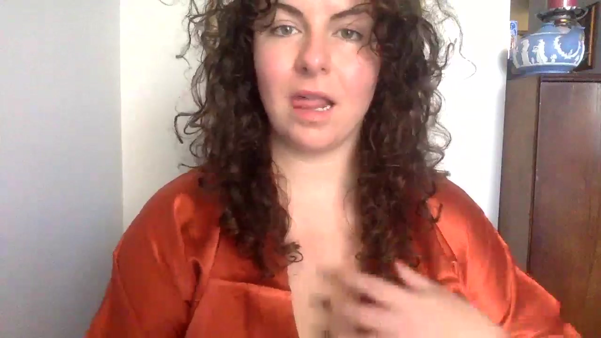 Gallery image thumbnail from EmilyHart's myfreecams stream on, 10/15/2024, 18:09 image 17 of 20