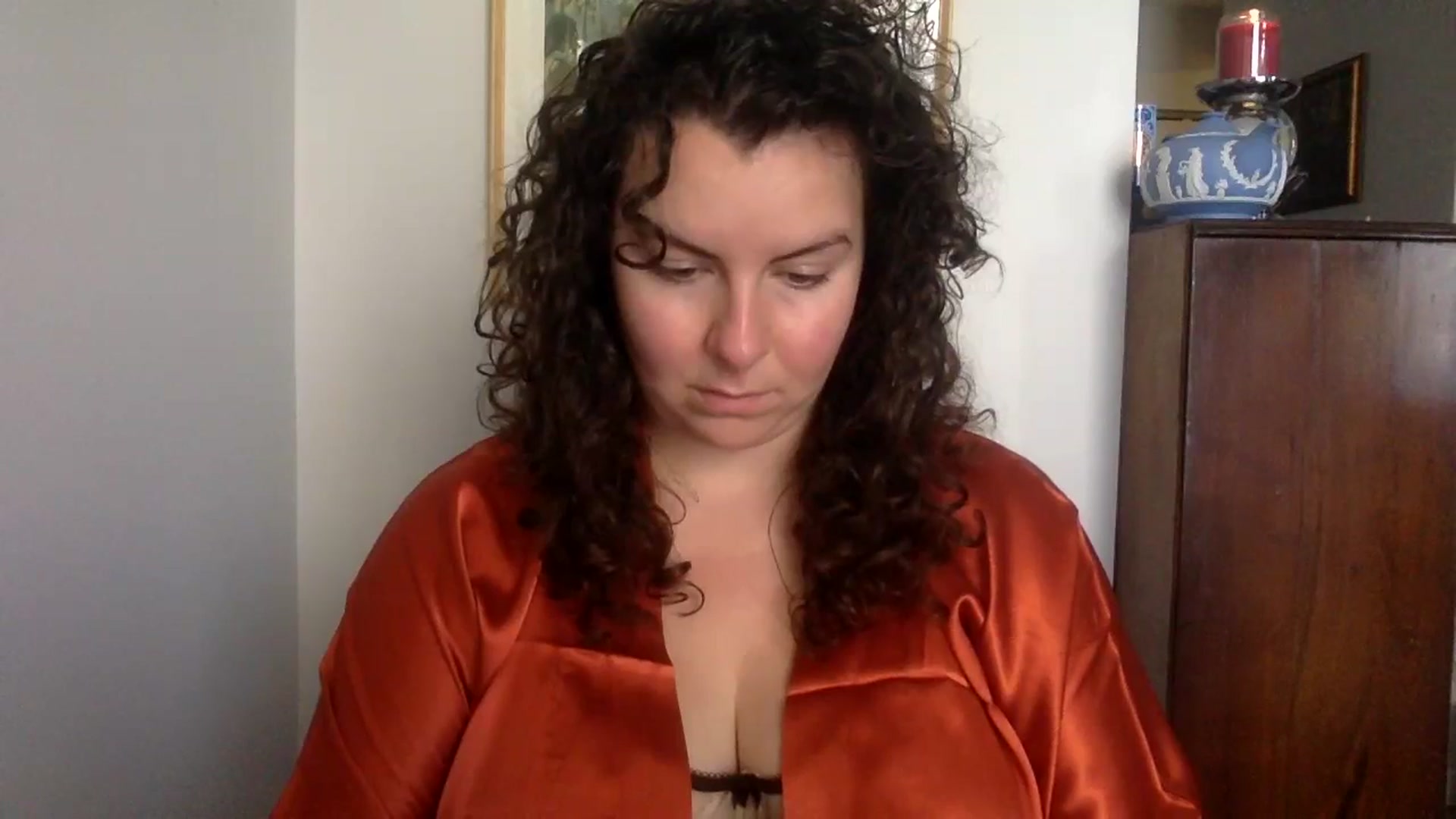 Gallery image thumbnail from EmilyHart's myfreecams stream on, 10/15/2024, 18:09 image 4 of 20