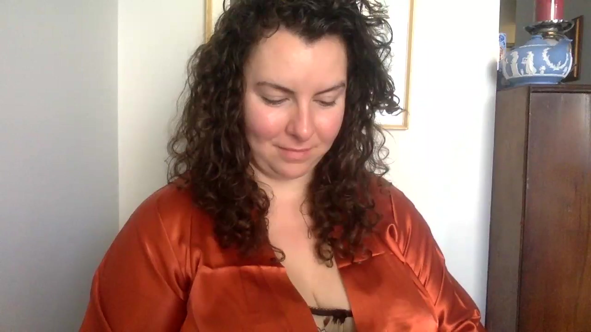 Gallery image thumbnail from EmilyHart's myfreecams stream on, 10/15/2024, 18:09 image 11 of 20