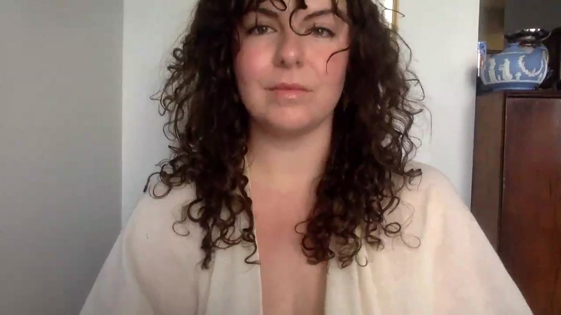 Gallery image thumbnail from EmilyHart's myfreecams stream on, 10/16/2024, 18:06 image 18 of 20