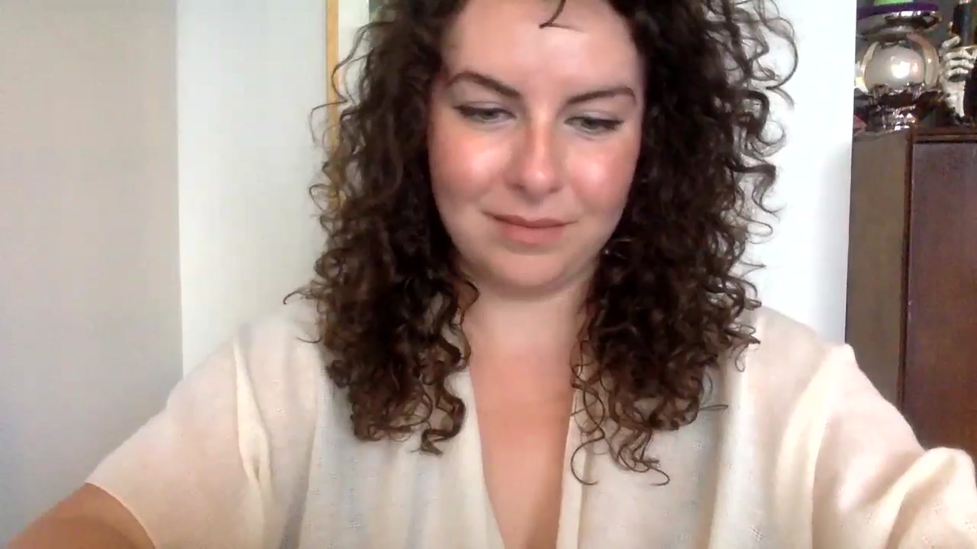 Gallery image thumbnail from EmilyHart's myfreecams stream on, 10/22/2024, 19:32 image 13 of 20