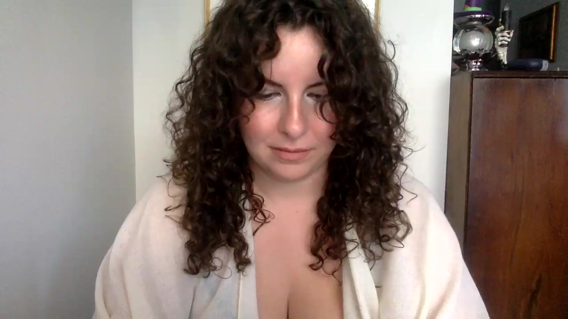 Gallery image thumbnail from EmilyHart's myfreecams stream on, 10/22/2024, 19:32 image 1 of 20