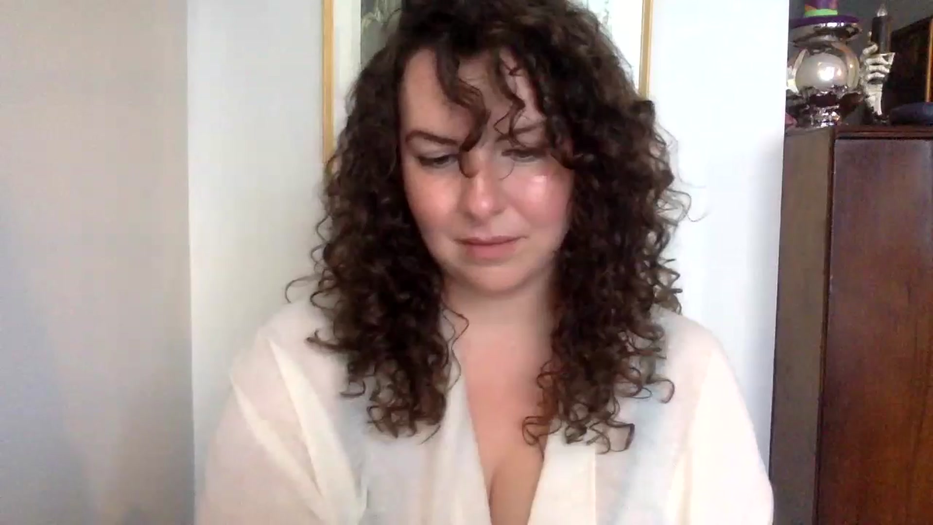 Gallery image thumbnail from EmilyHart's myfreecams stream on, 10/22/2024, 19:32 image 18 of 20