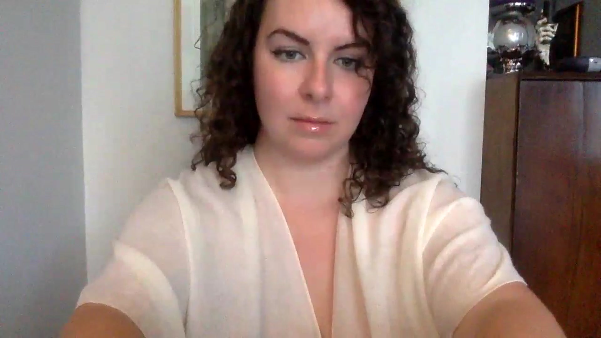 Gallery image thumbnail from EmilyHart's myfreecams stream on, 10/22/2024, 21:01 image 6 of 20