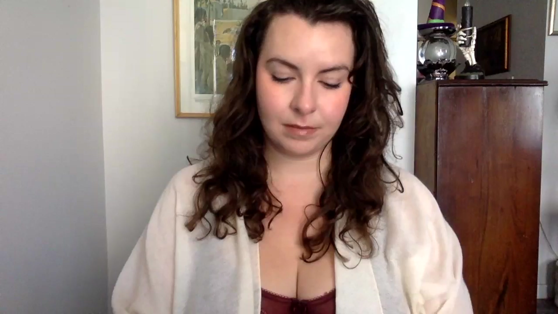 Gallery image thumbnail from EmilyHart's myfreecams stream on, 10/28/2024, 17:33 image 11 of 20