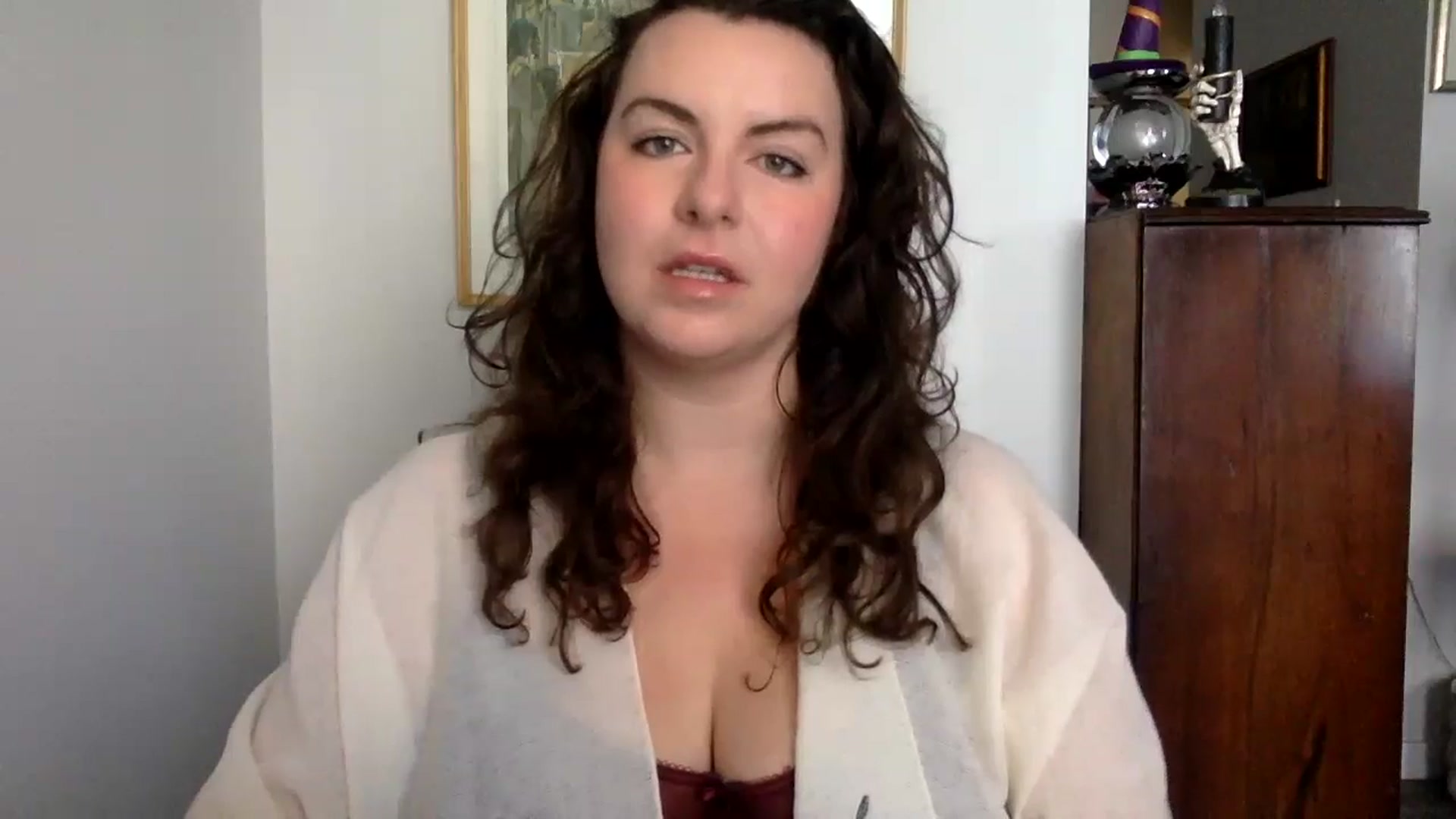 Gallery image thumbnail from EmilyHart's myfreecams stream on, 10/28/2024, 17:33 image 7 of 20