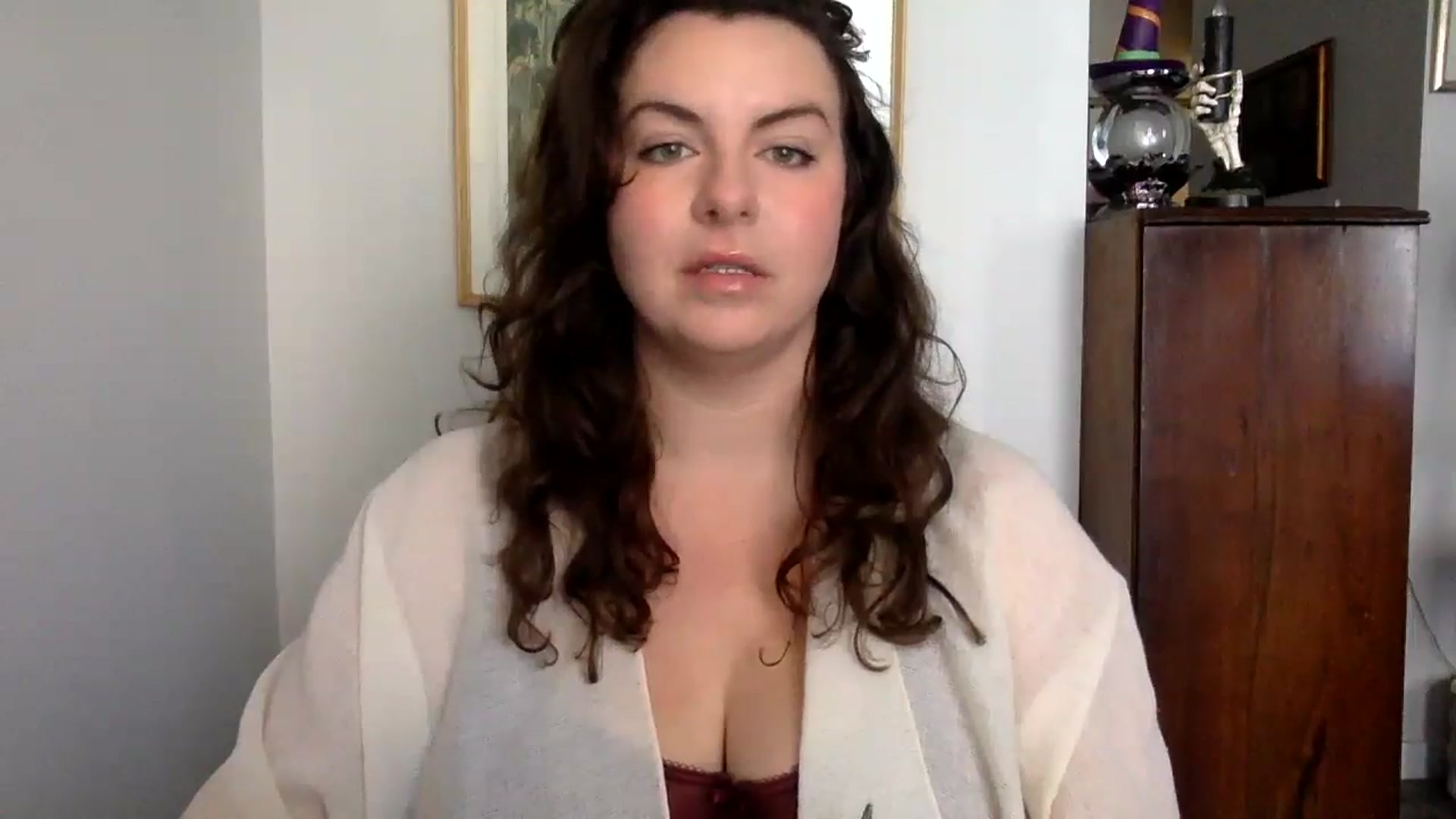Gallery image thumbnail from EmilyHart's myfreecams stream on, 10/28/2024, 17:33 image 6 of 20