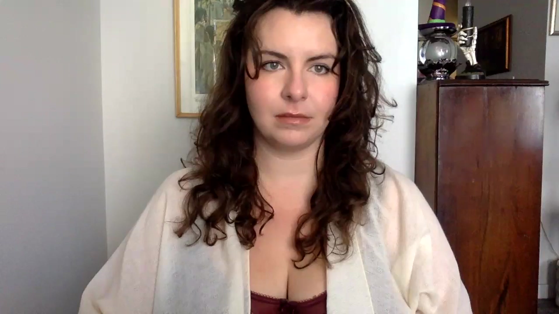 Gallery image thumbnail from EmilyHart's myfreecams stream on, 10/28/2024, 17:33 image 10 of 20