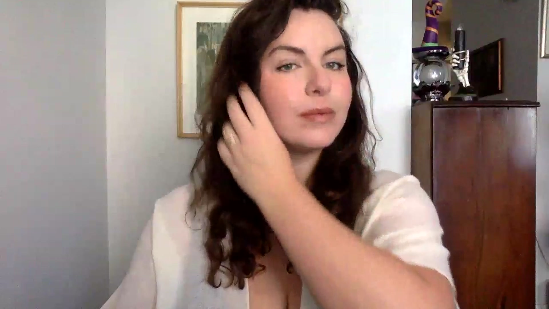 Gallery image thumbnail from EmilyHart's myfreecams stream on, 10/28/2024, 17:33 image 17 of 20
