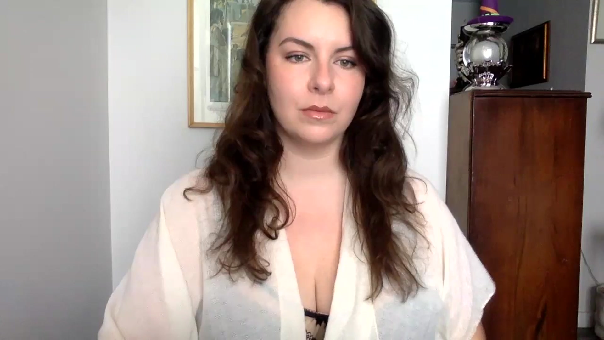 Gallery image thumbnail from EmilyHart's myfreecams stream on, 10/30/2024, 15:06 image 9 of 20