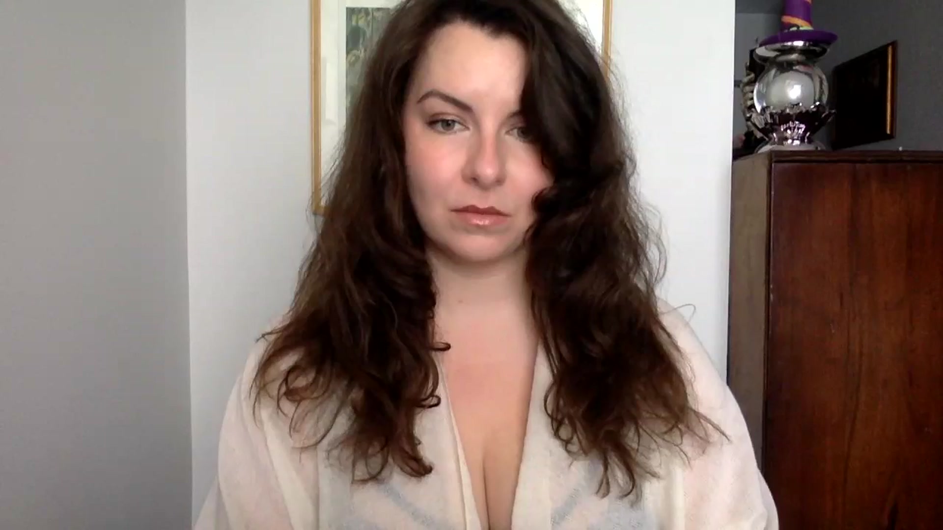 Gallery image thumbnail from EmilyHart's myfreecams stream on, 10/30/2024, 15:06 image 19 of 20