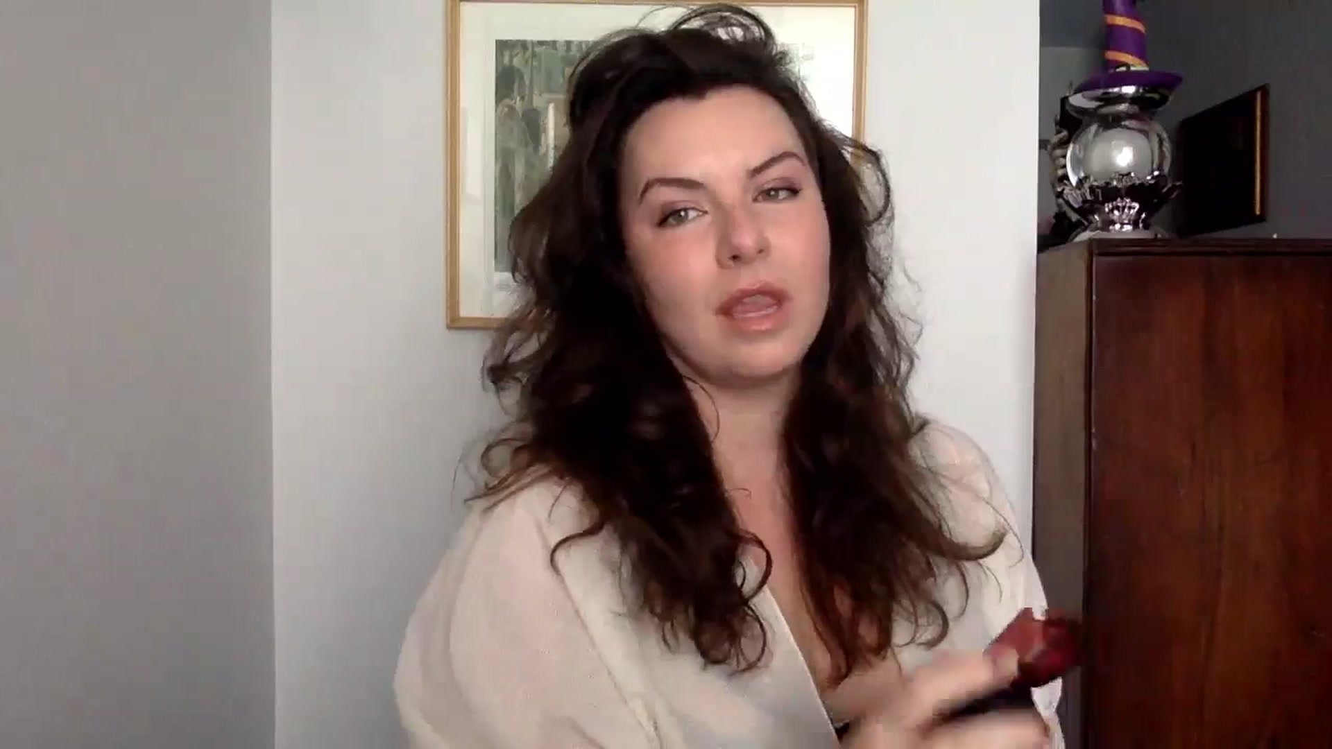 Gallery image thumbnail from EmilyHart's myfreecams stream on, 10/30/2024, 15:49 image 12 of 20