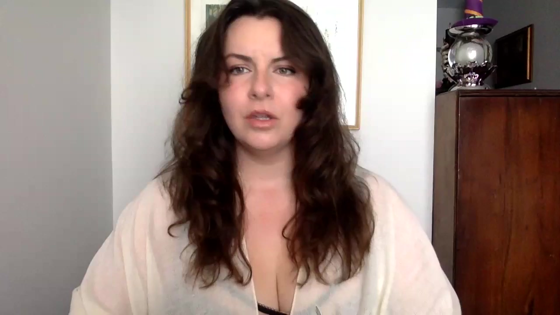 Gallery image thumbnail from EmilyHart's myfreecams stream on, 10/30/2024, 15:49 image 1 of 20