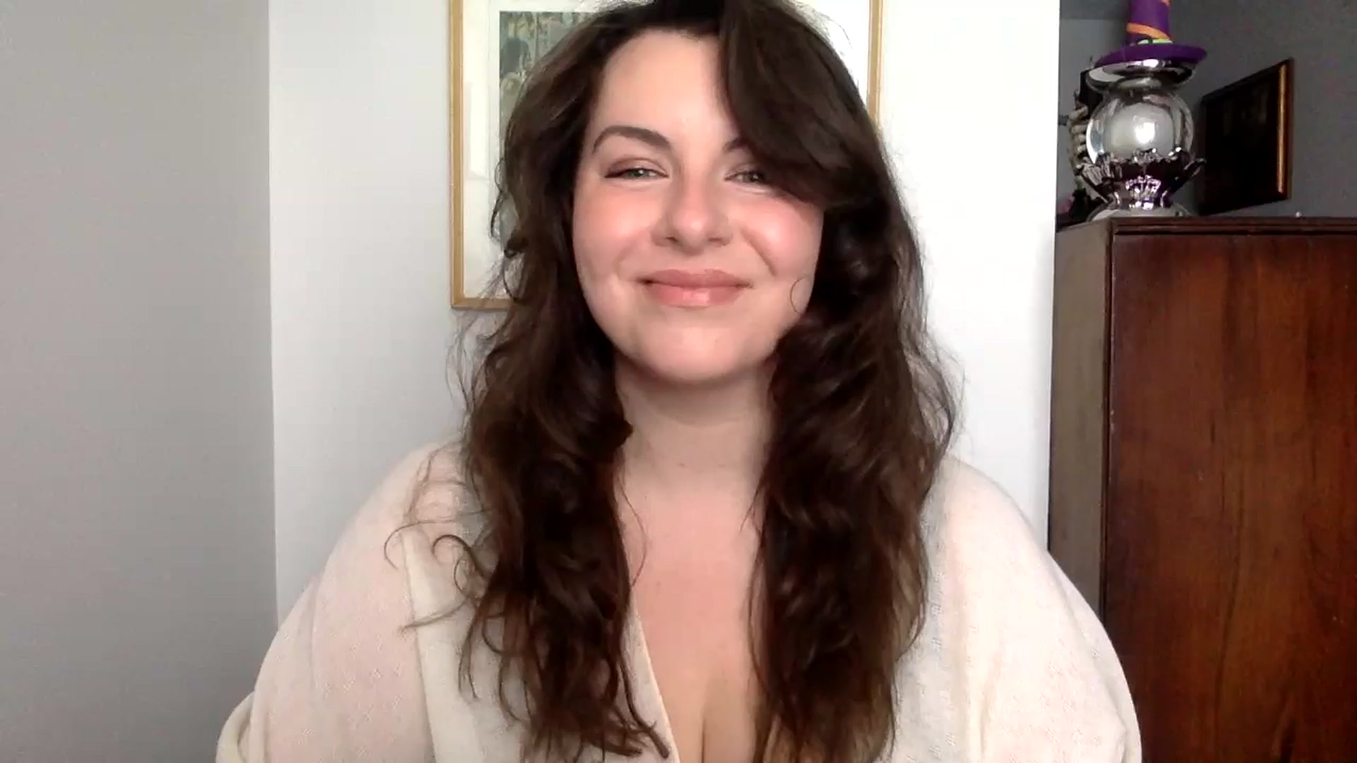Gallery image thumbnail from EmilyHart's myfreecams stream on, 10/30/2024, 15:49 image 7 of 20