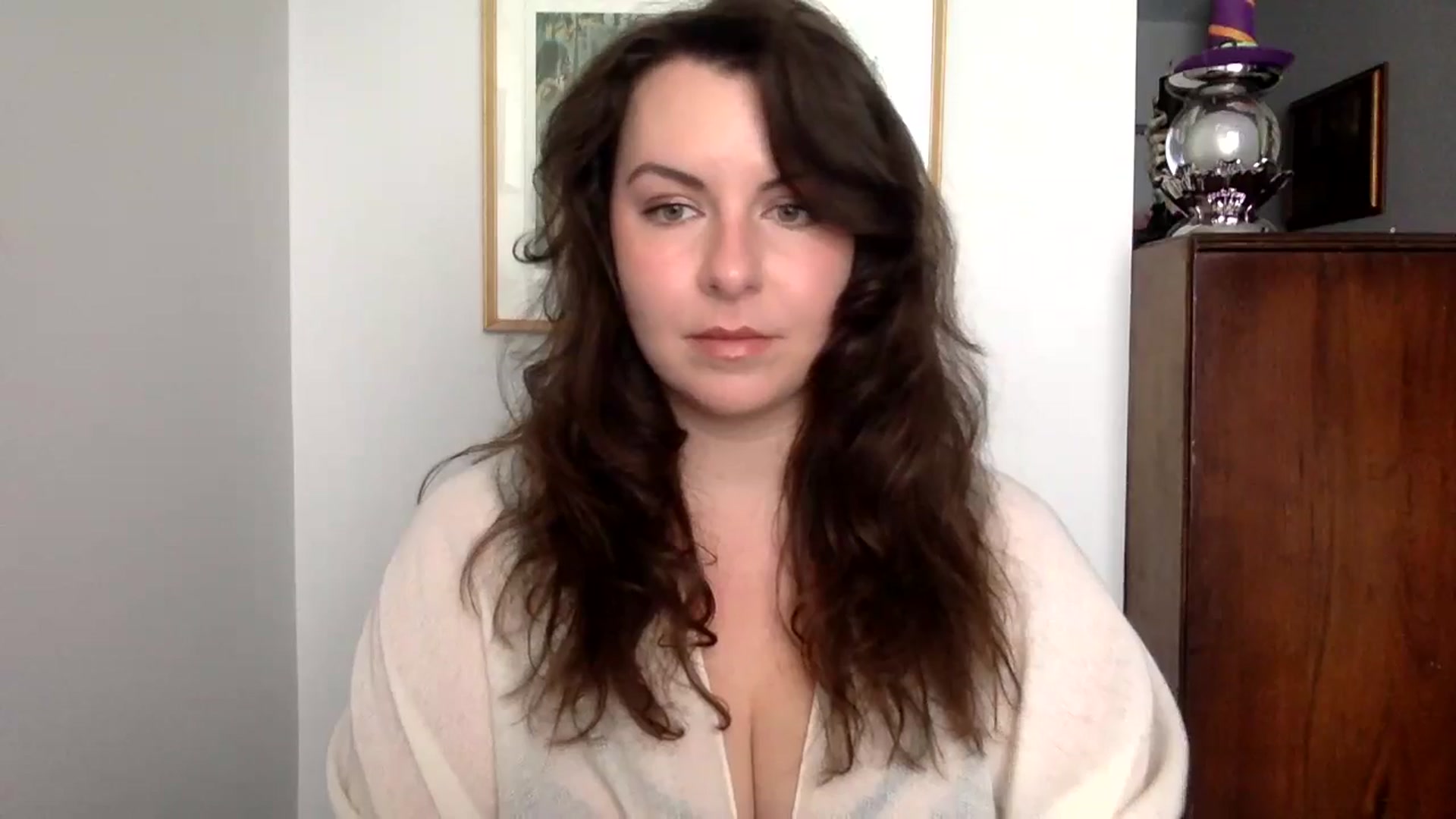 Gallery image thumbnail from EmilyHart's myfreecams stream on, 10/30/2024, 15:49 image 5 of 20