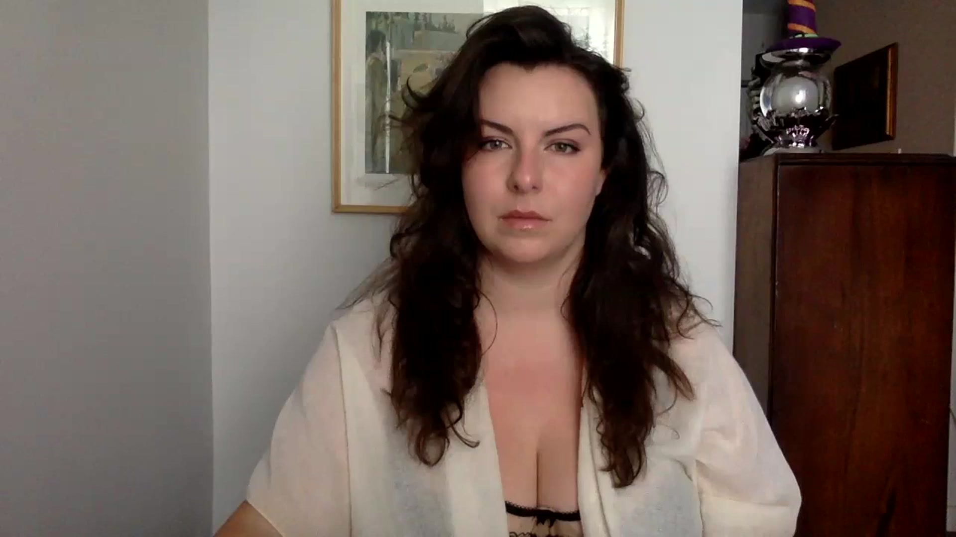 Gallery image thumbnail from EmilyHart's myfreecams stream on, 10/30/2024, 16:38 image 10 of 20