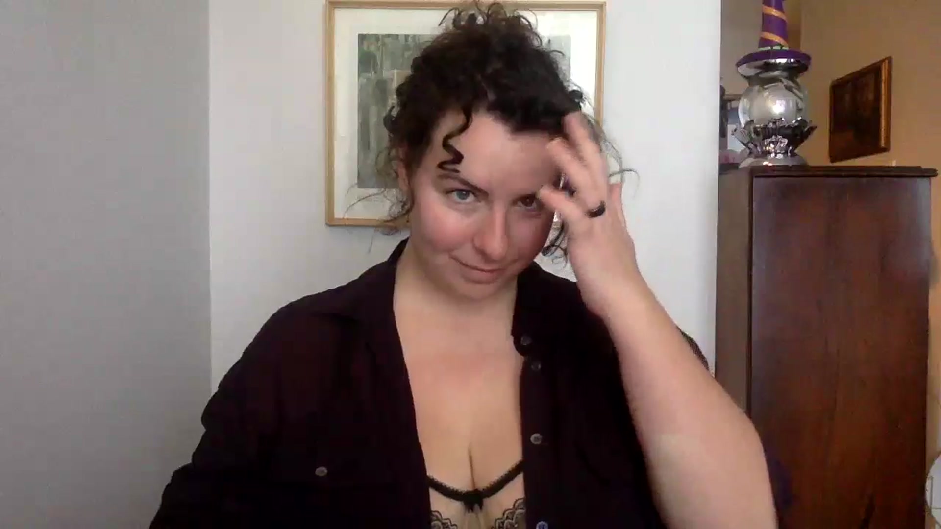 Gallery image thumbnail from EmilyHart's myfreecams stream on, 11/13/2024, 18:49 image 11 of 20