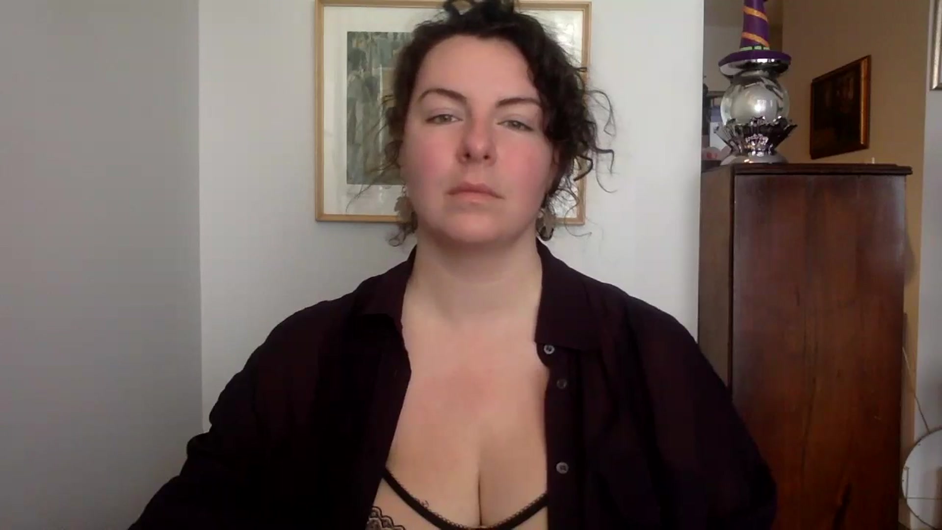 Gallery image thumbnail from EmilyHart's myfreecams stream on, 11/13/2024, 18:49 image 4 of 20