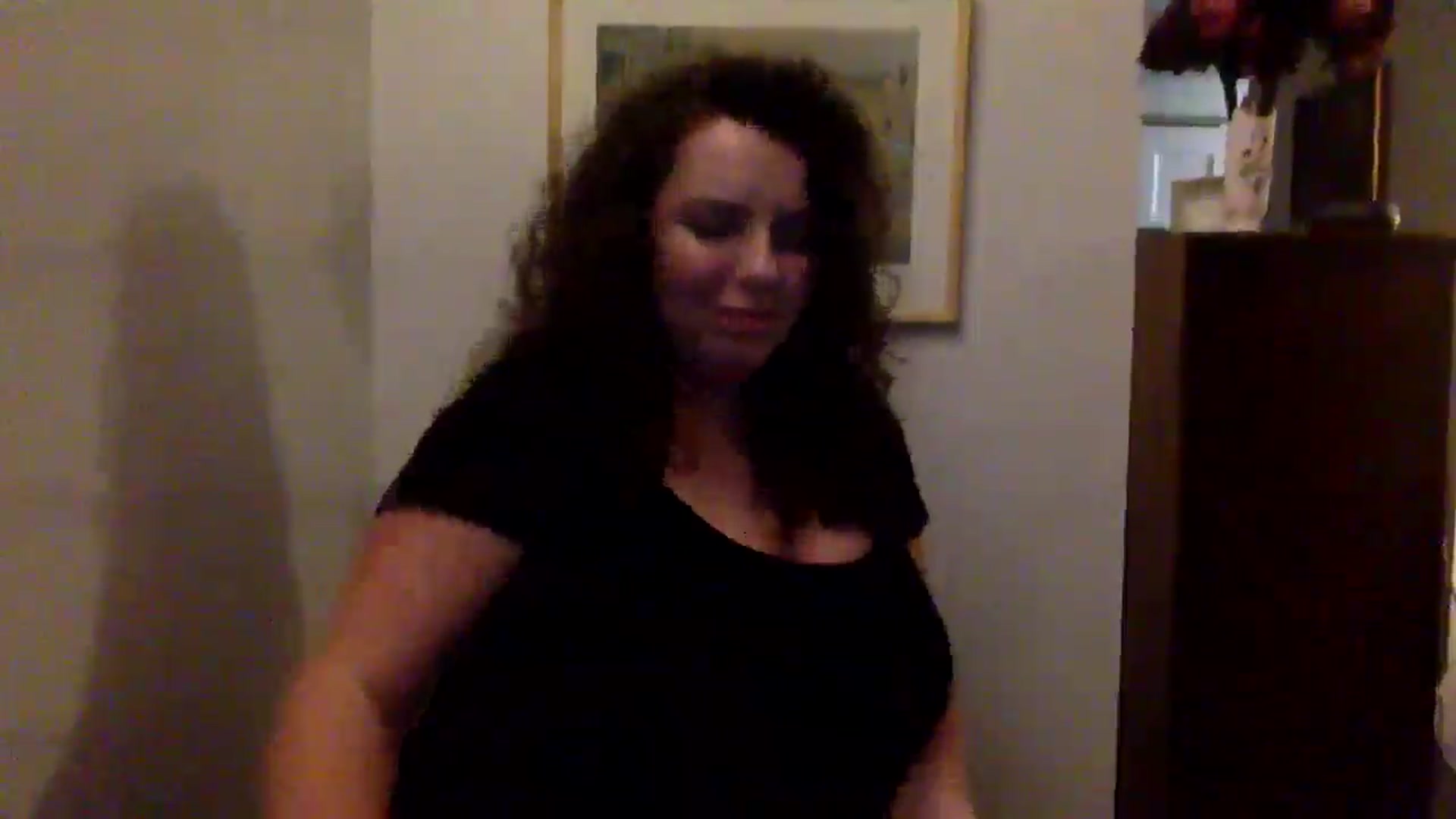 Gallery image thumbnail from EmilyHart's myfreecams stream on, 11/25/2024, 23:20 image 18 of 20