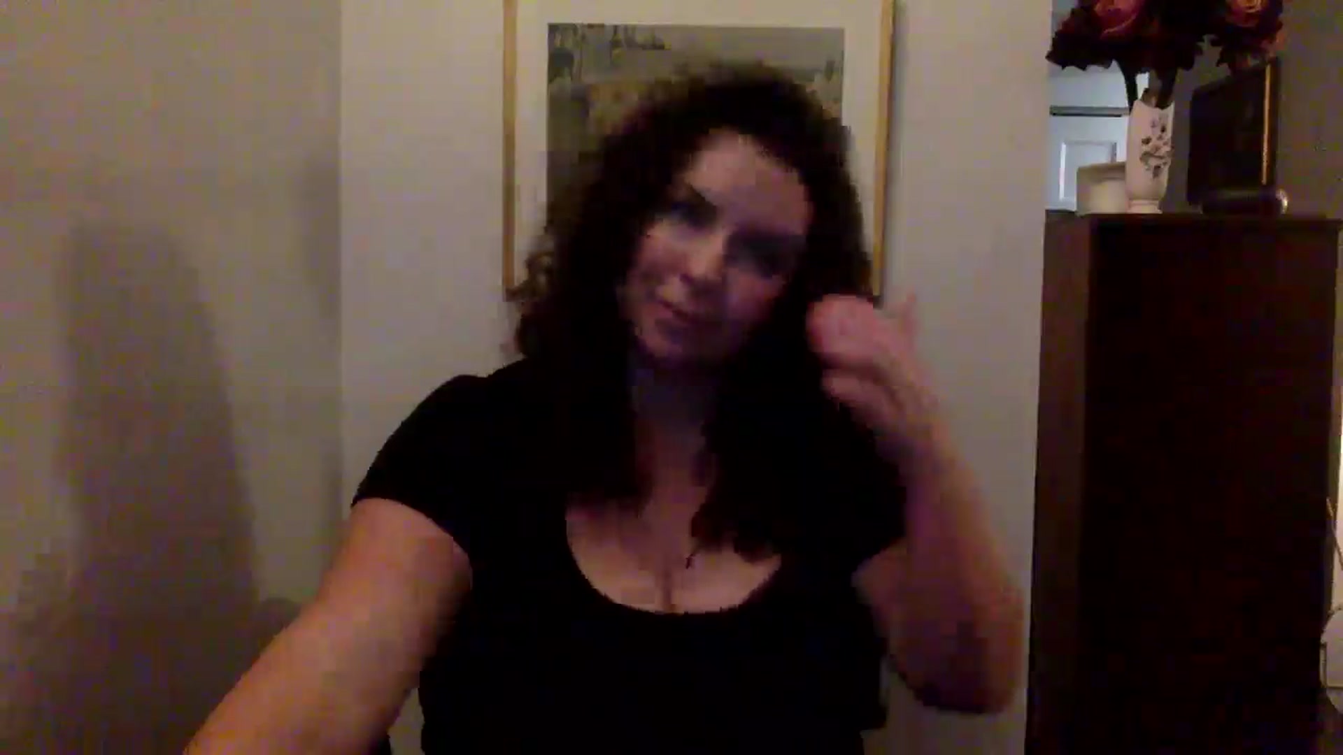 Gallery image thumbnail from EmilyHart's myfreecams stream on, 11/25/2024, 23:20 image 16 of 20