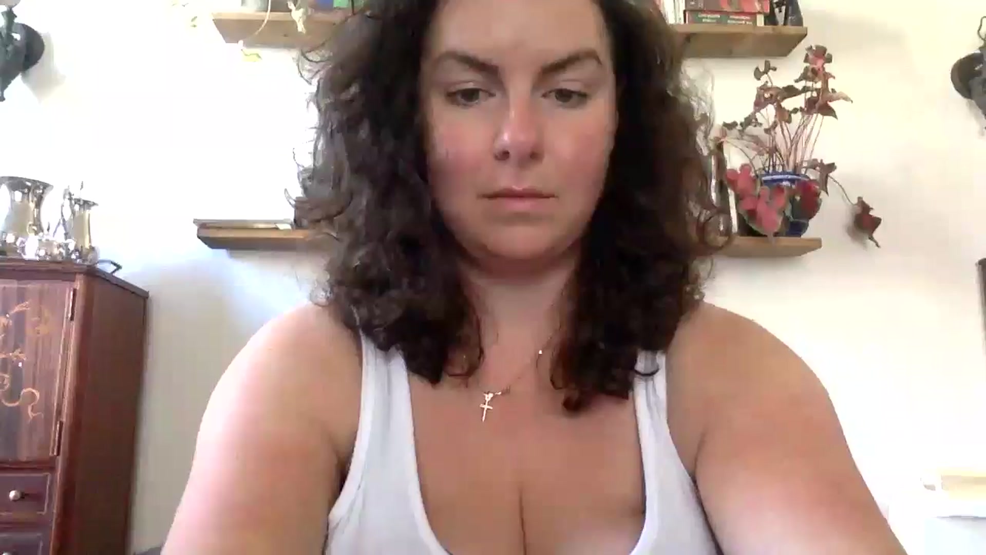 Gallery image thumbnail from EmilyHart's myfreecams stream on, 08/18/2025, 18:01 image 11 of 20