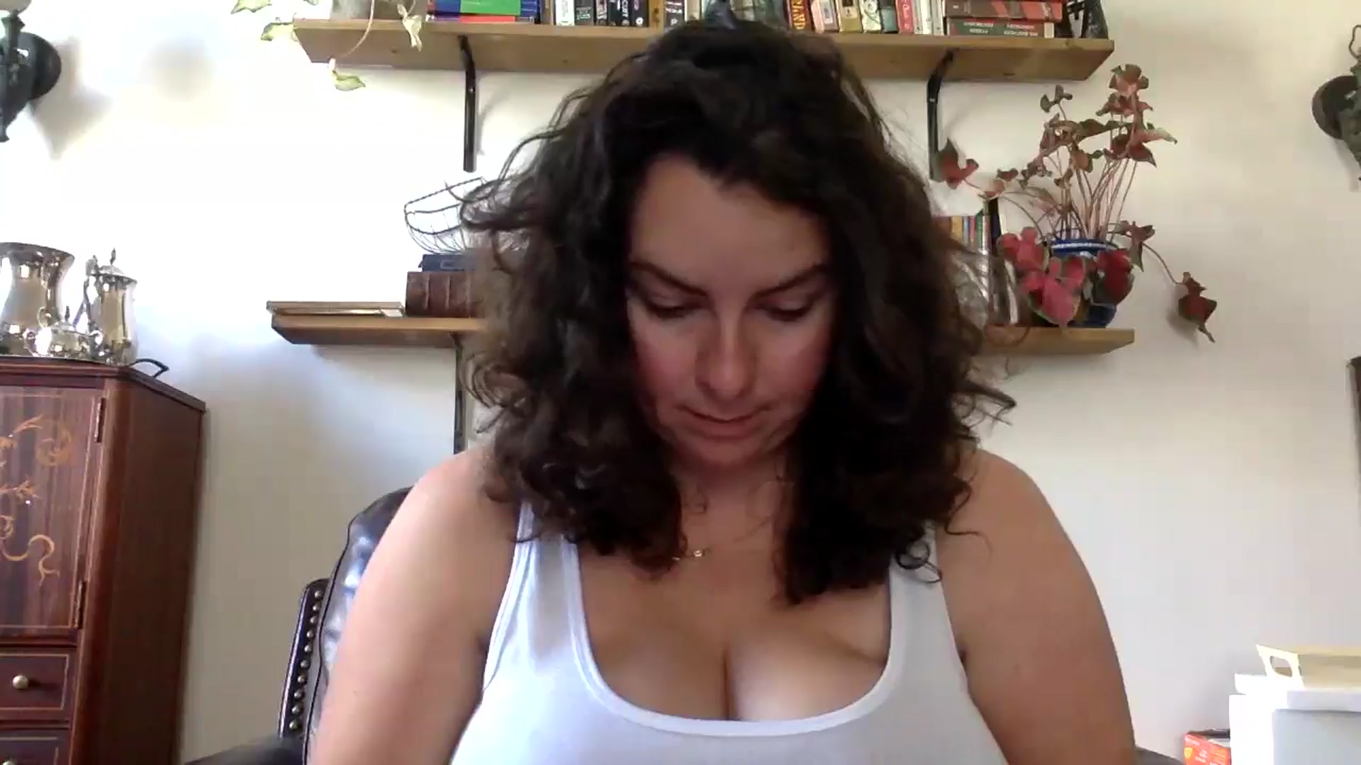 Gallery image thumbnail from EmilyHart's myfreecams stream on, 08/18/2025, 18:01 image 20 of 20